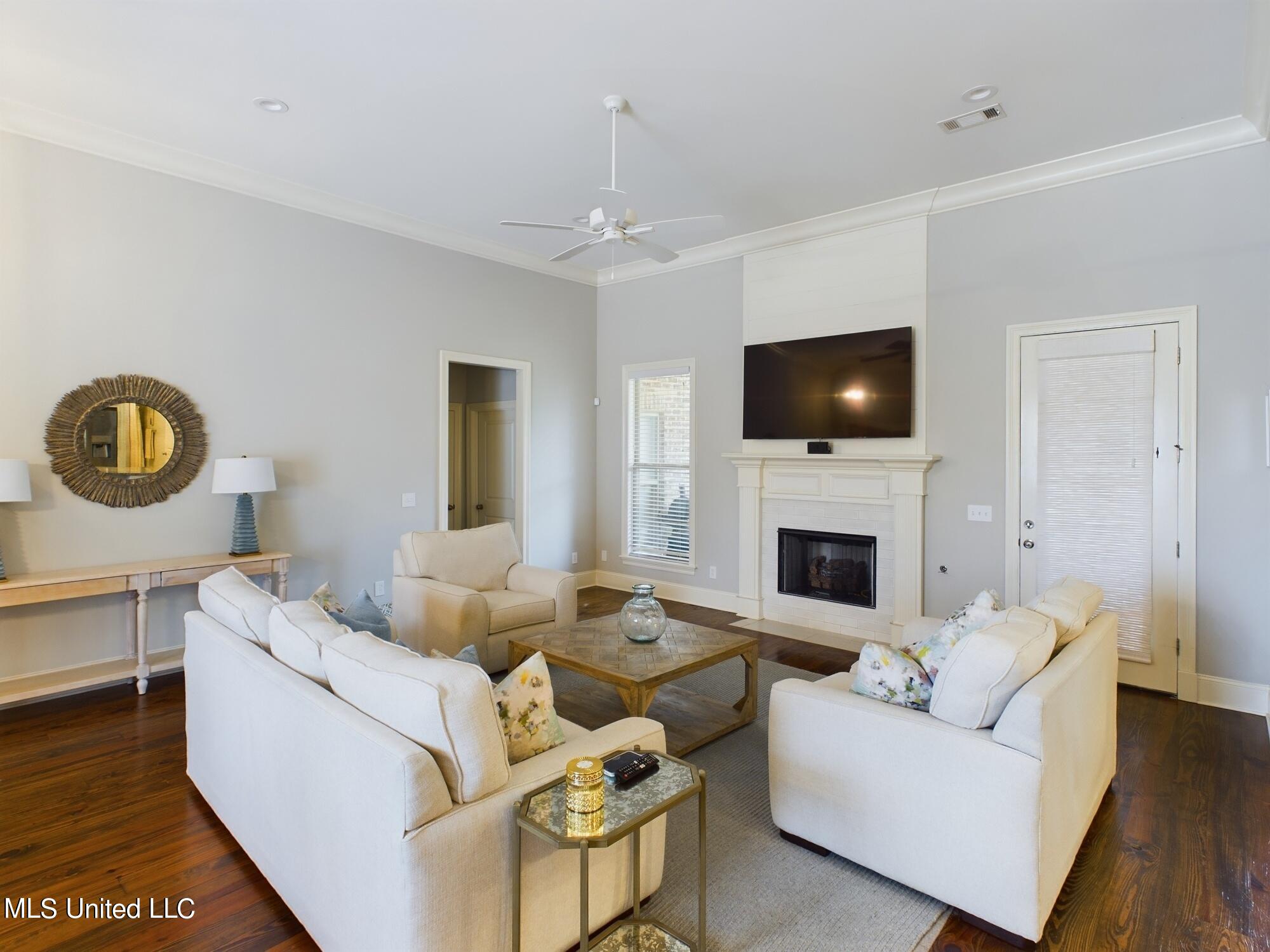 206 Kingswood Place Place