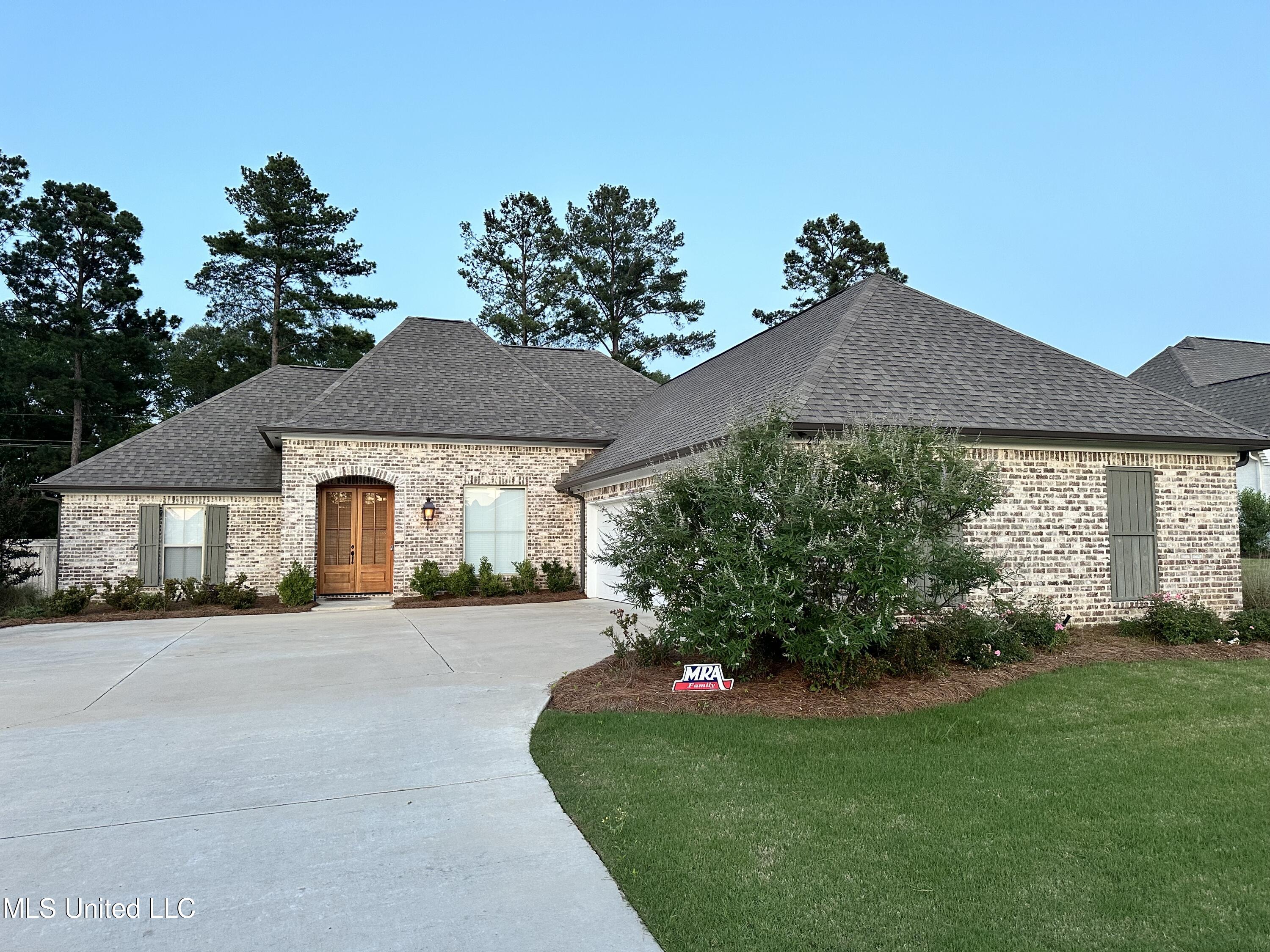 206 Kingswood Place Place