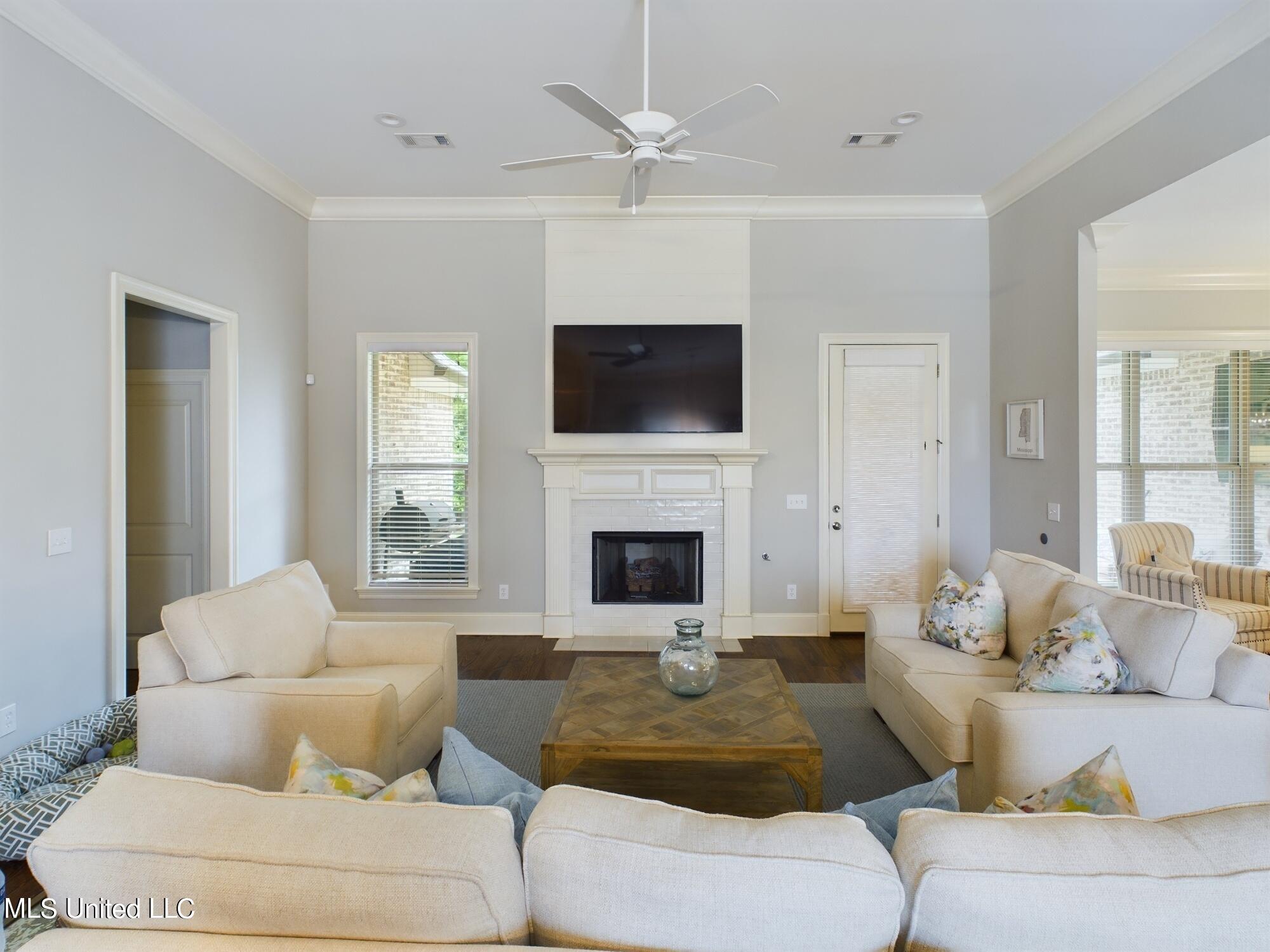 206 Kingswood Place Place