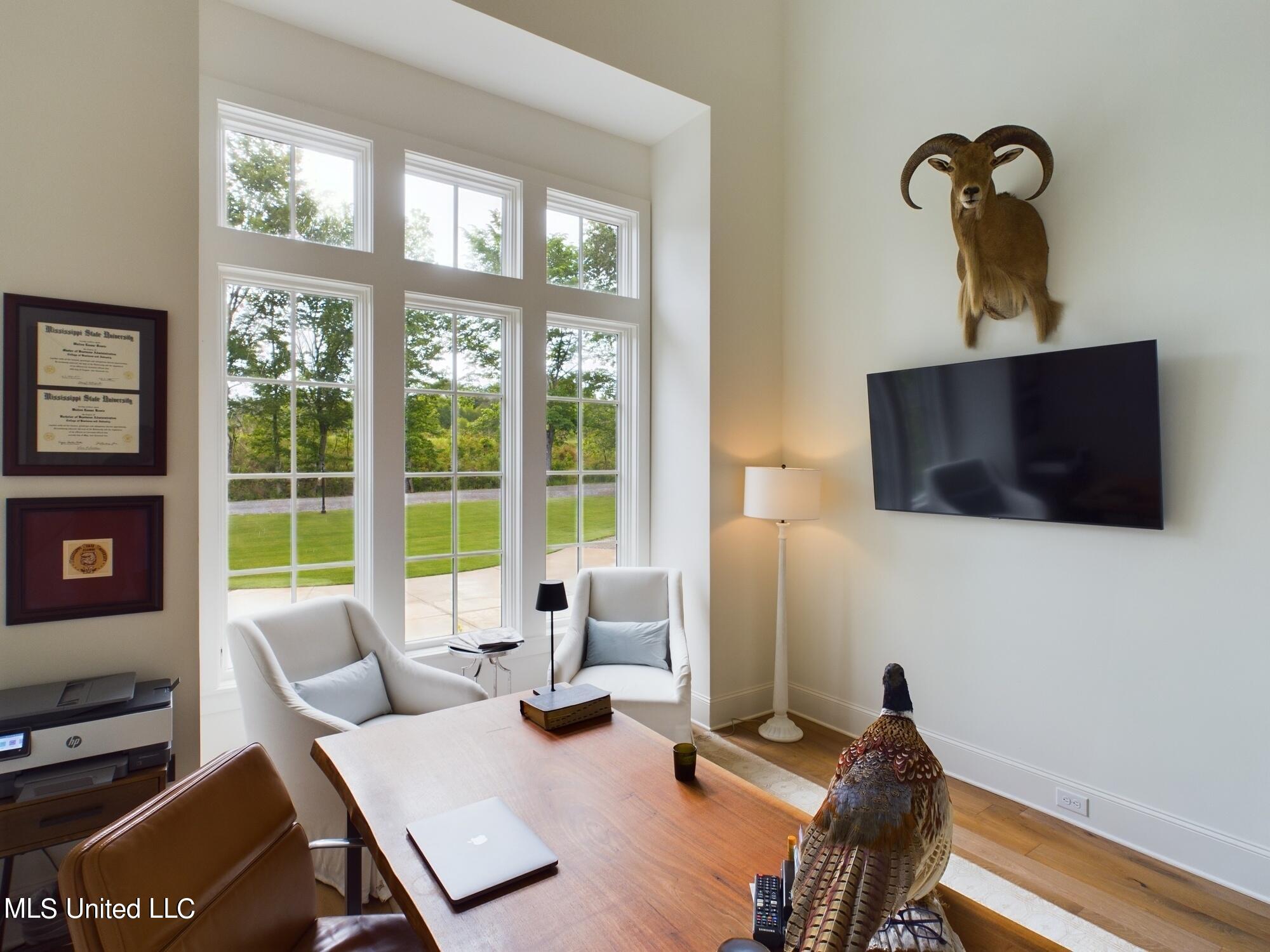 211b Chestnut Spring Road Road