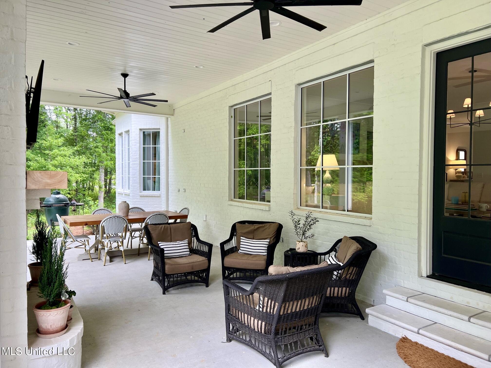 211b Chestnut Spring Road Road