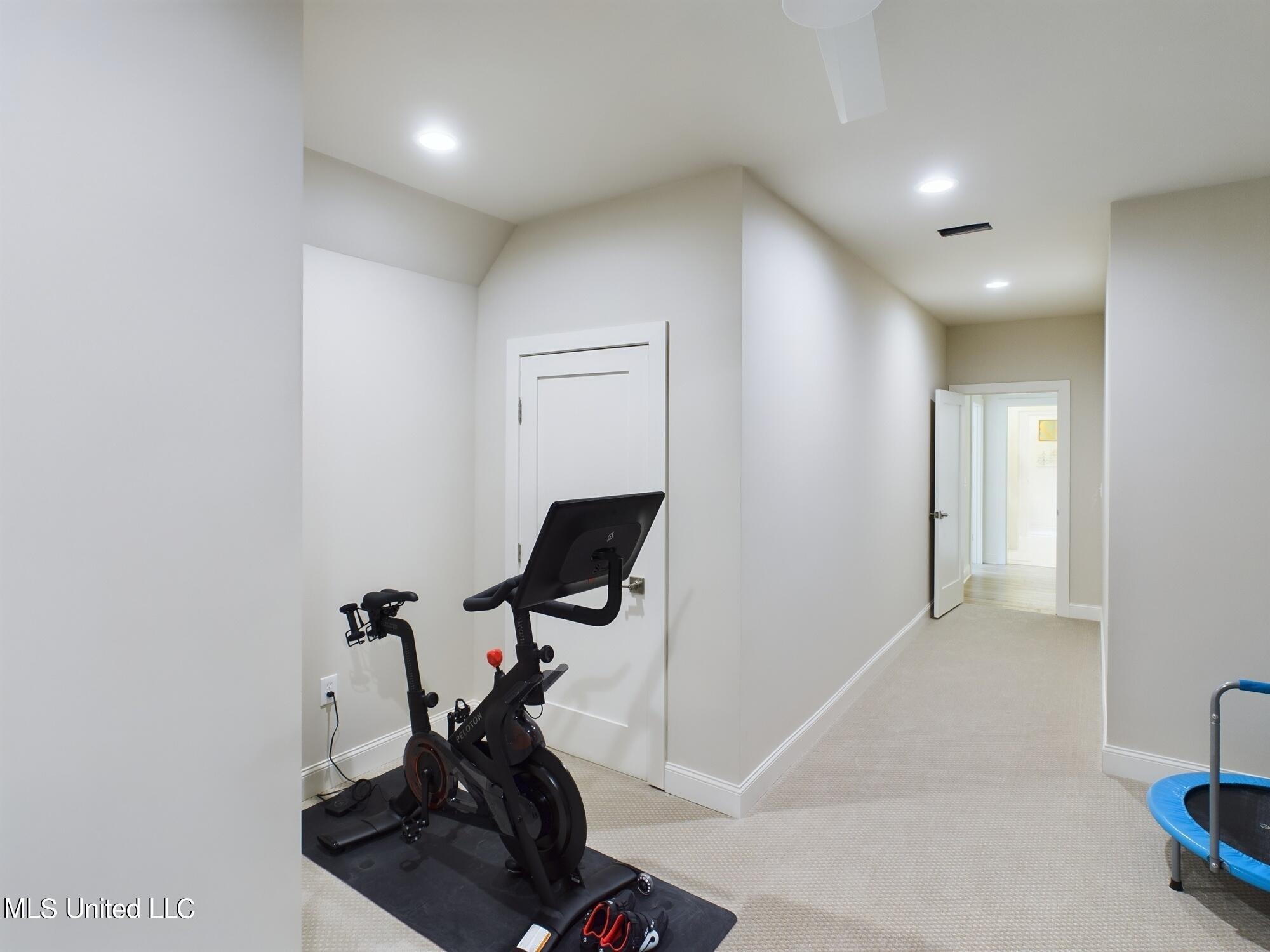 211b Chestnut Spring Road Road