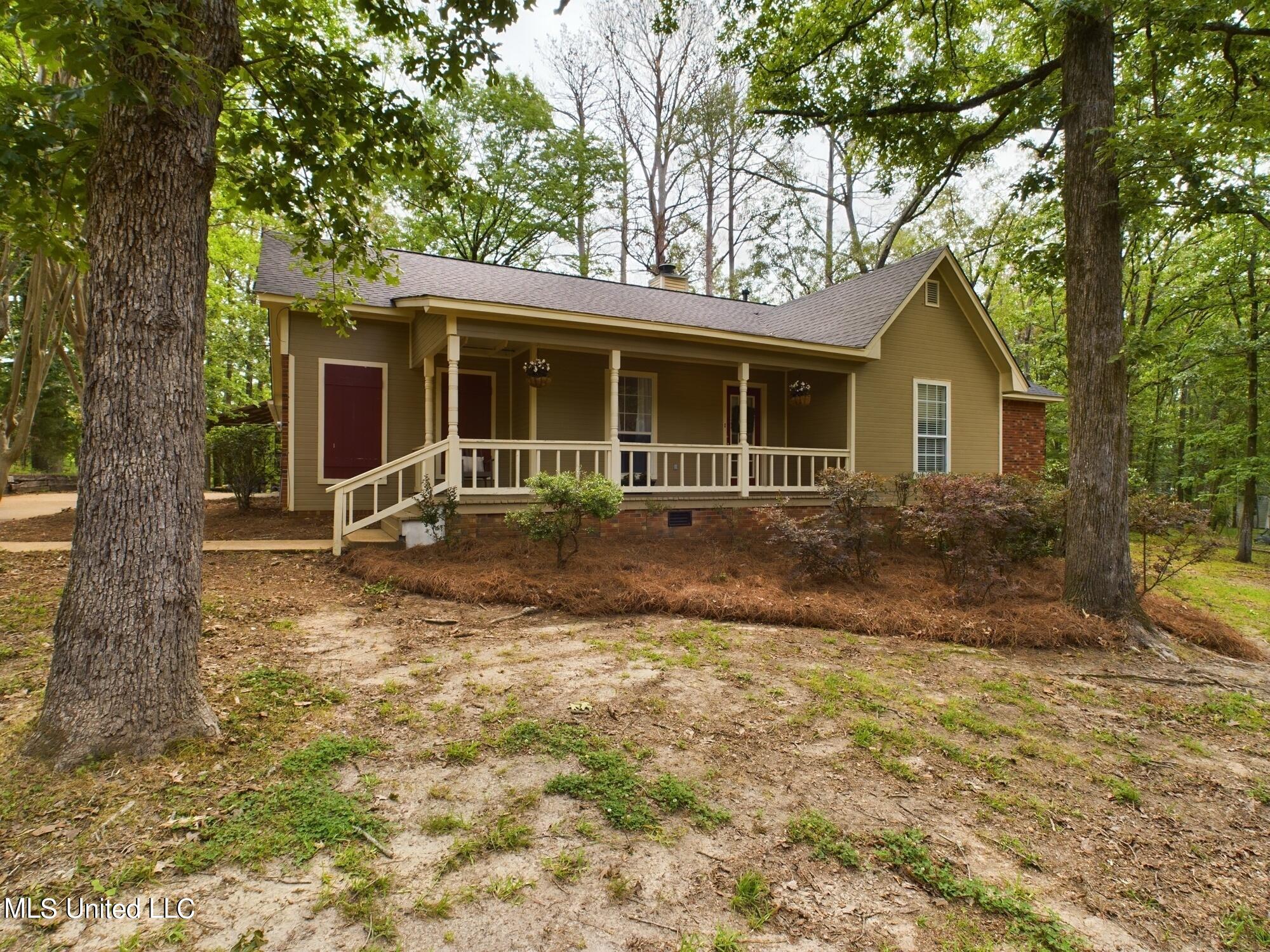 104 Hunter Court Court