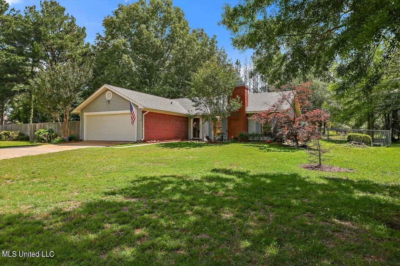 214 Oak Bend