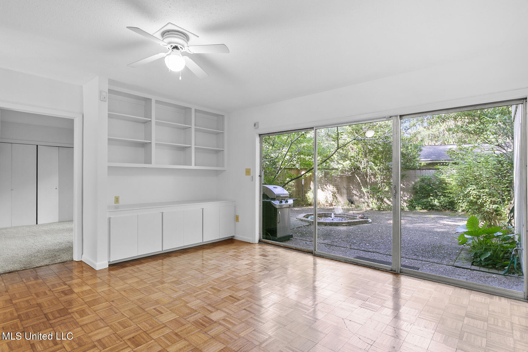 2349 Twin Lakes Circle