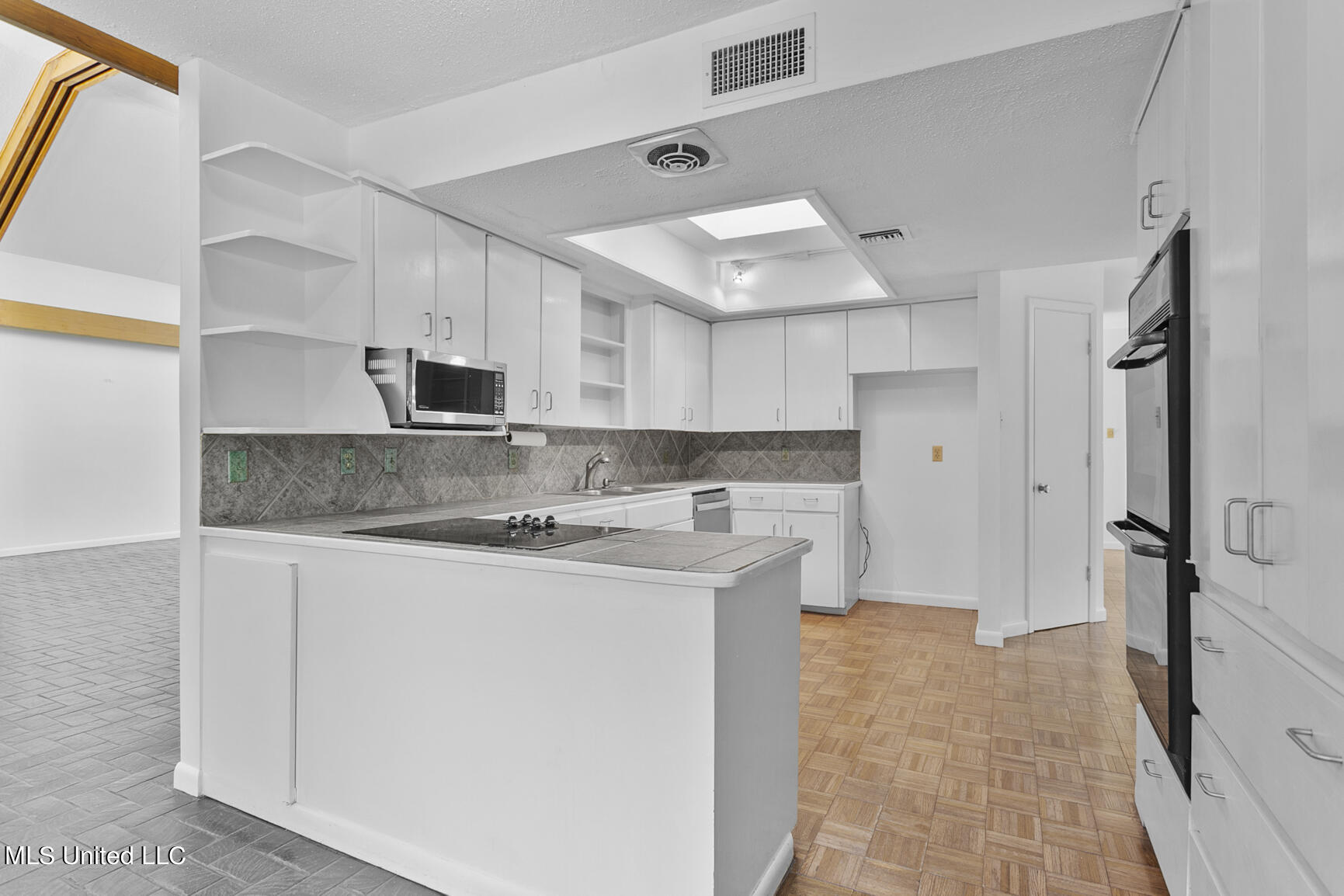 2349 Twin Lakes Circle