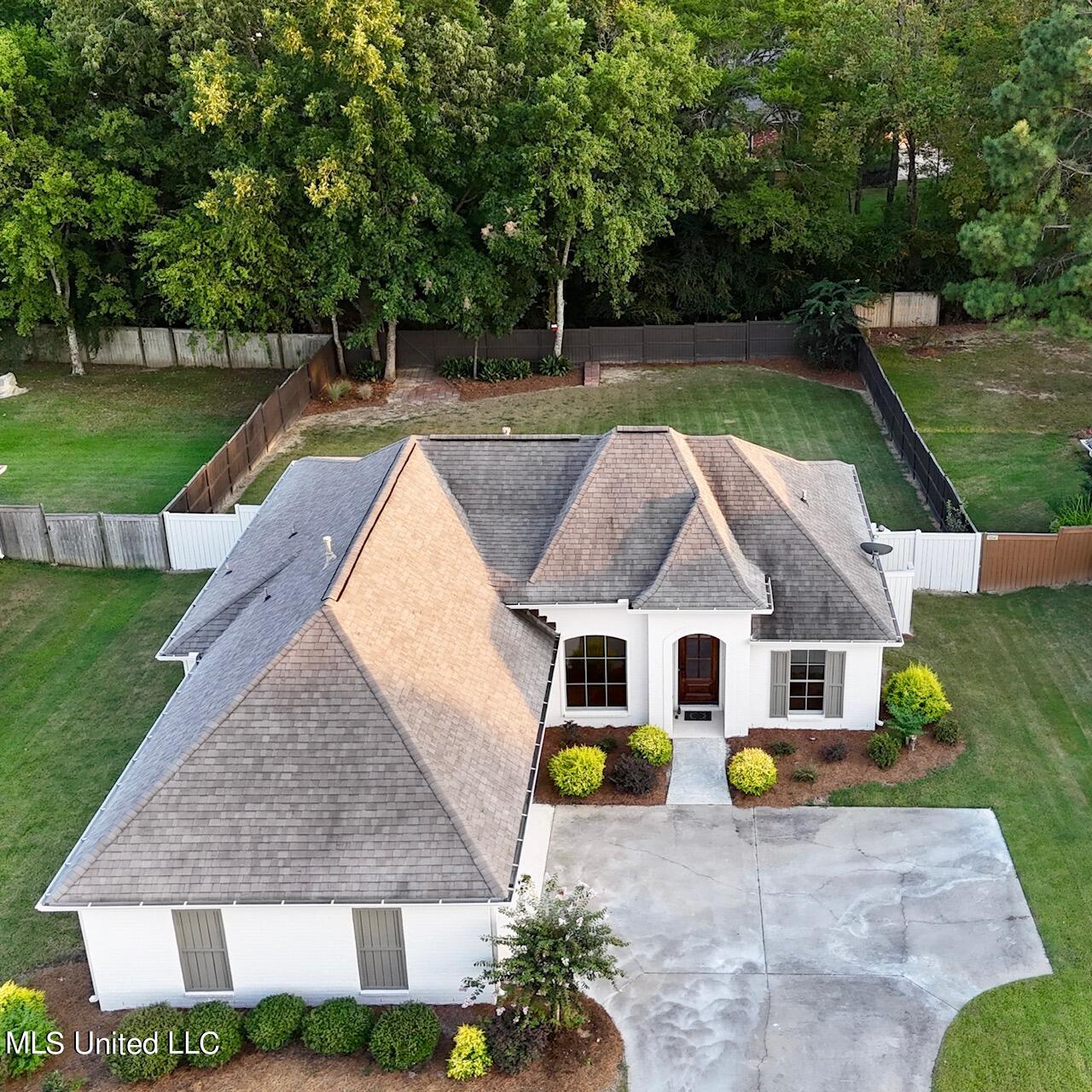 117 Fieldstone Lane