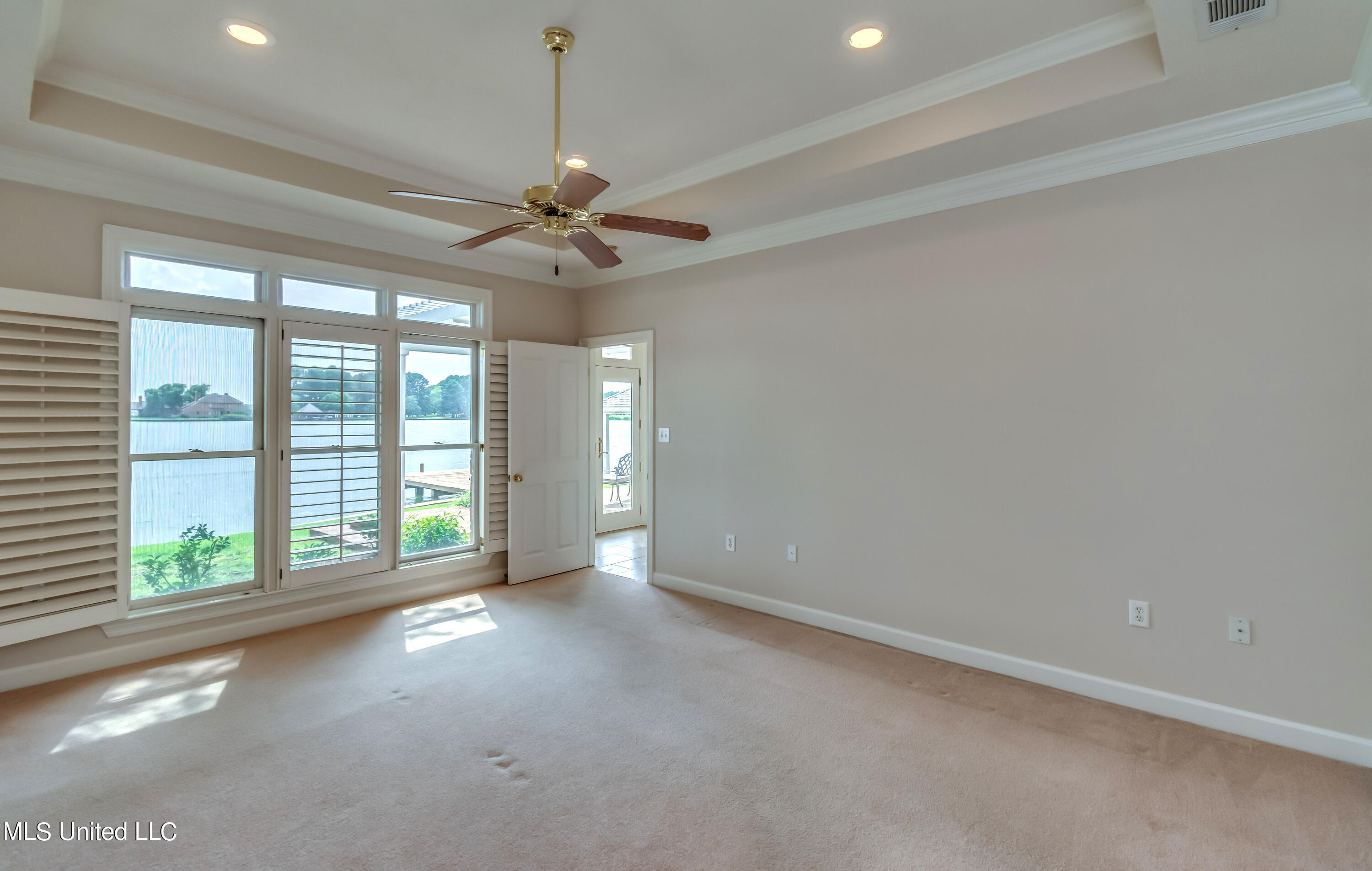 143 Charleston Lane