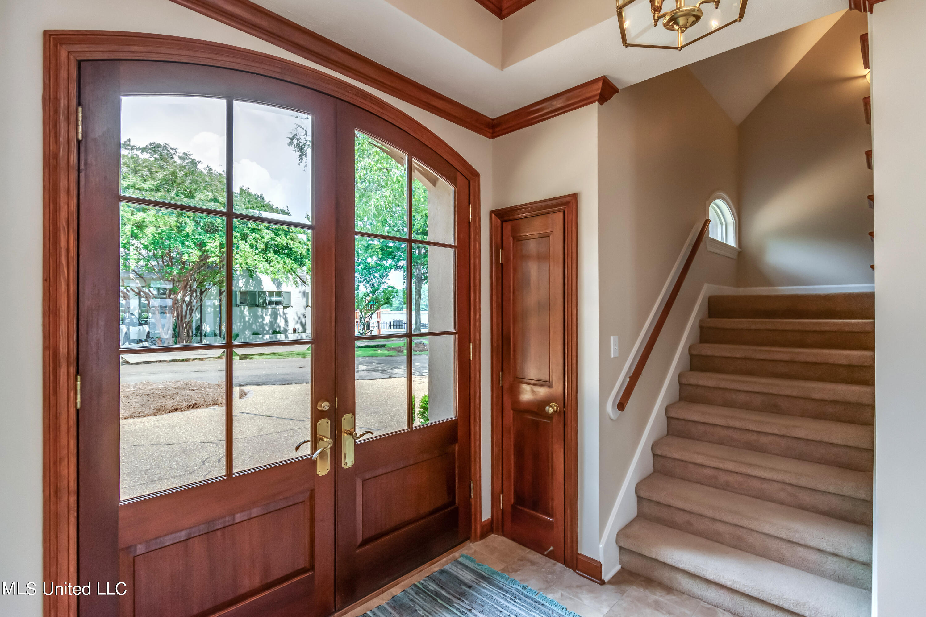 143 Charleston Lane