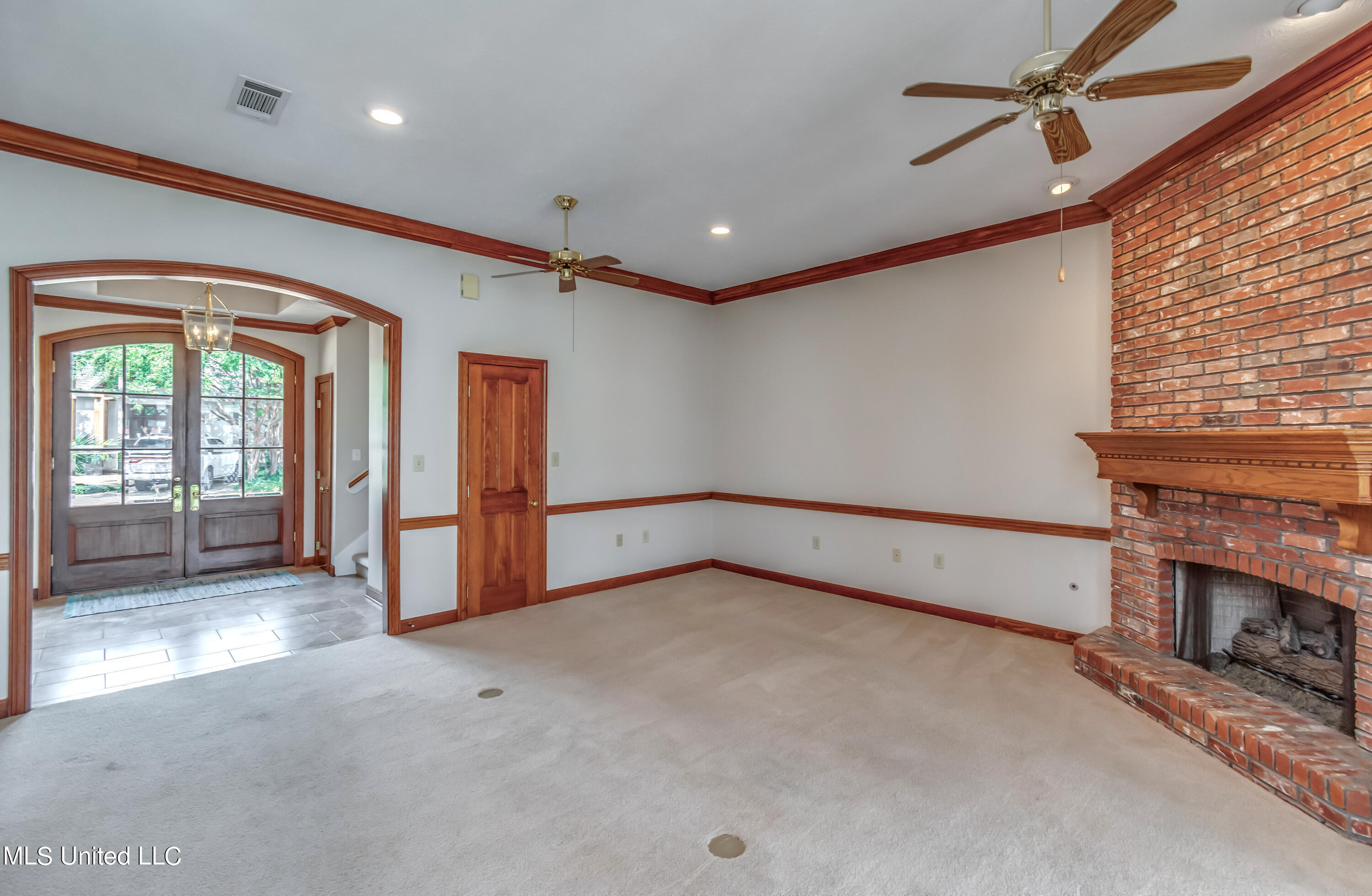 143 Charleston Lane