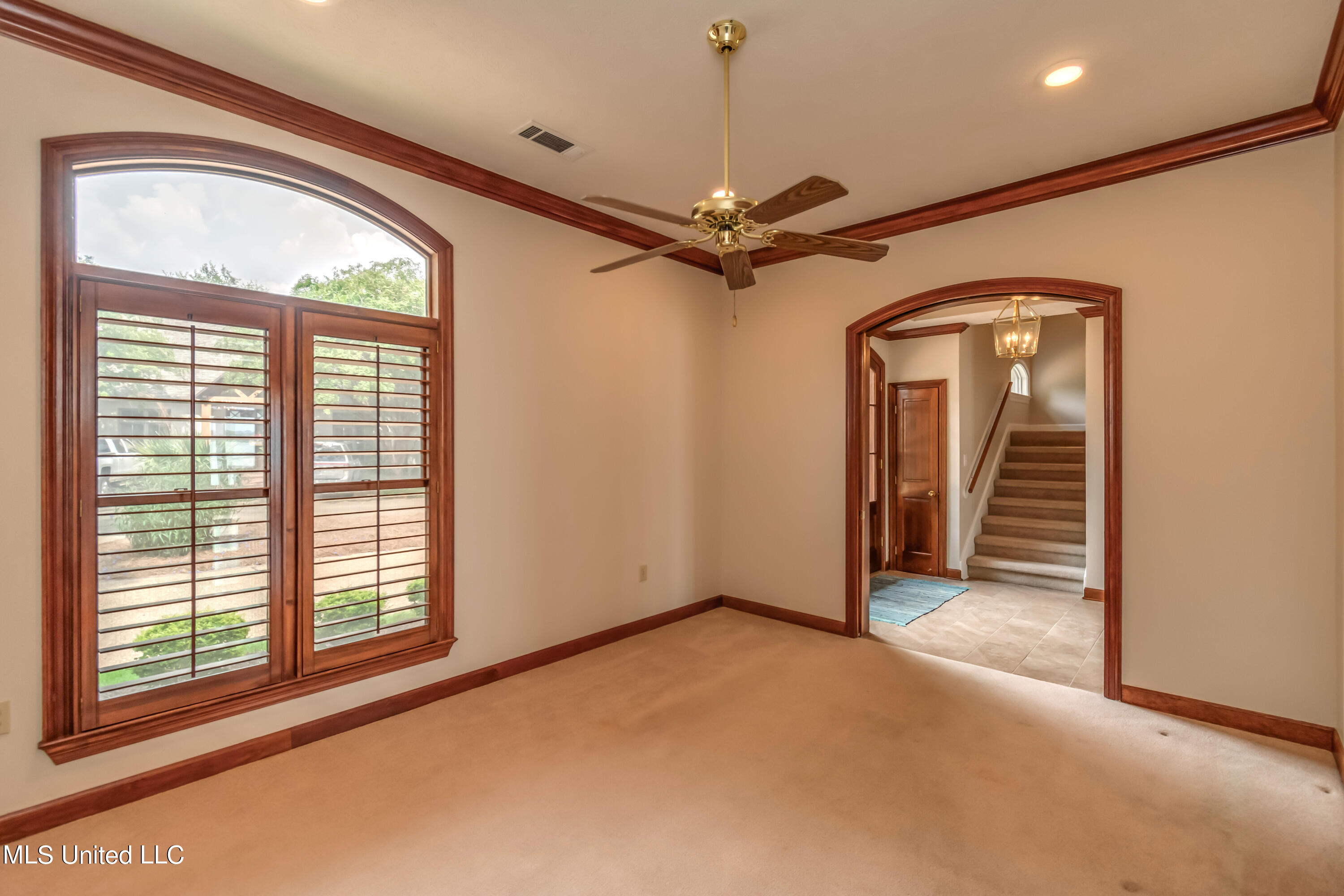 143 Charleston Lane