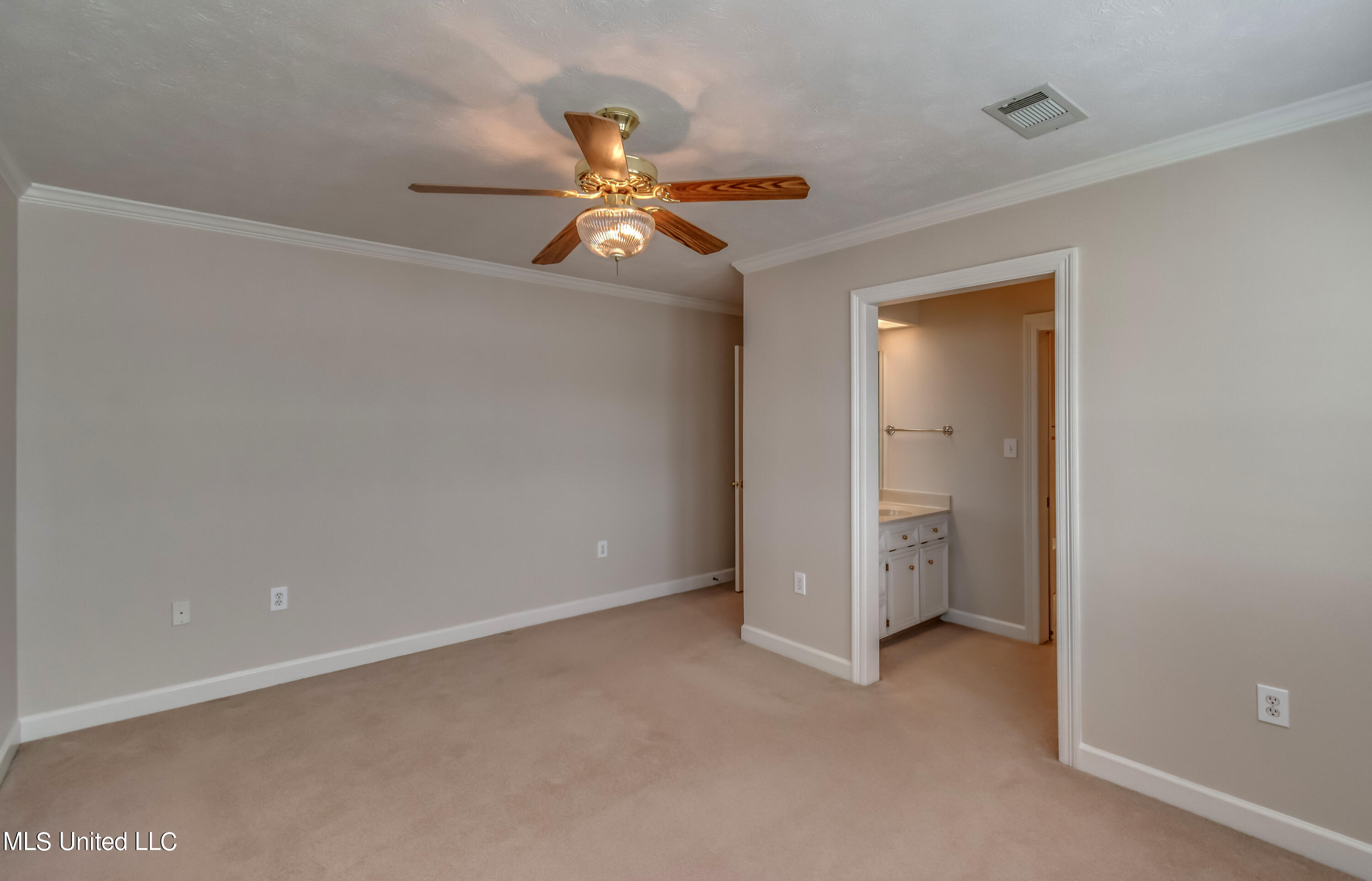 143 Charleston Lane