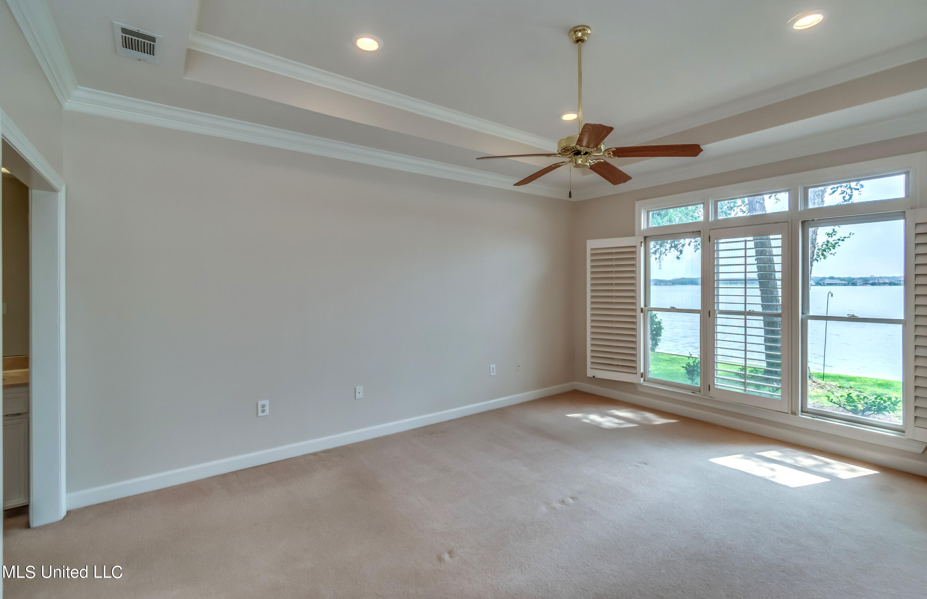 143 Charleston Lane