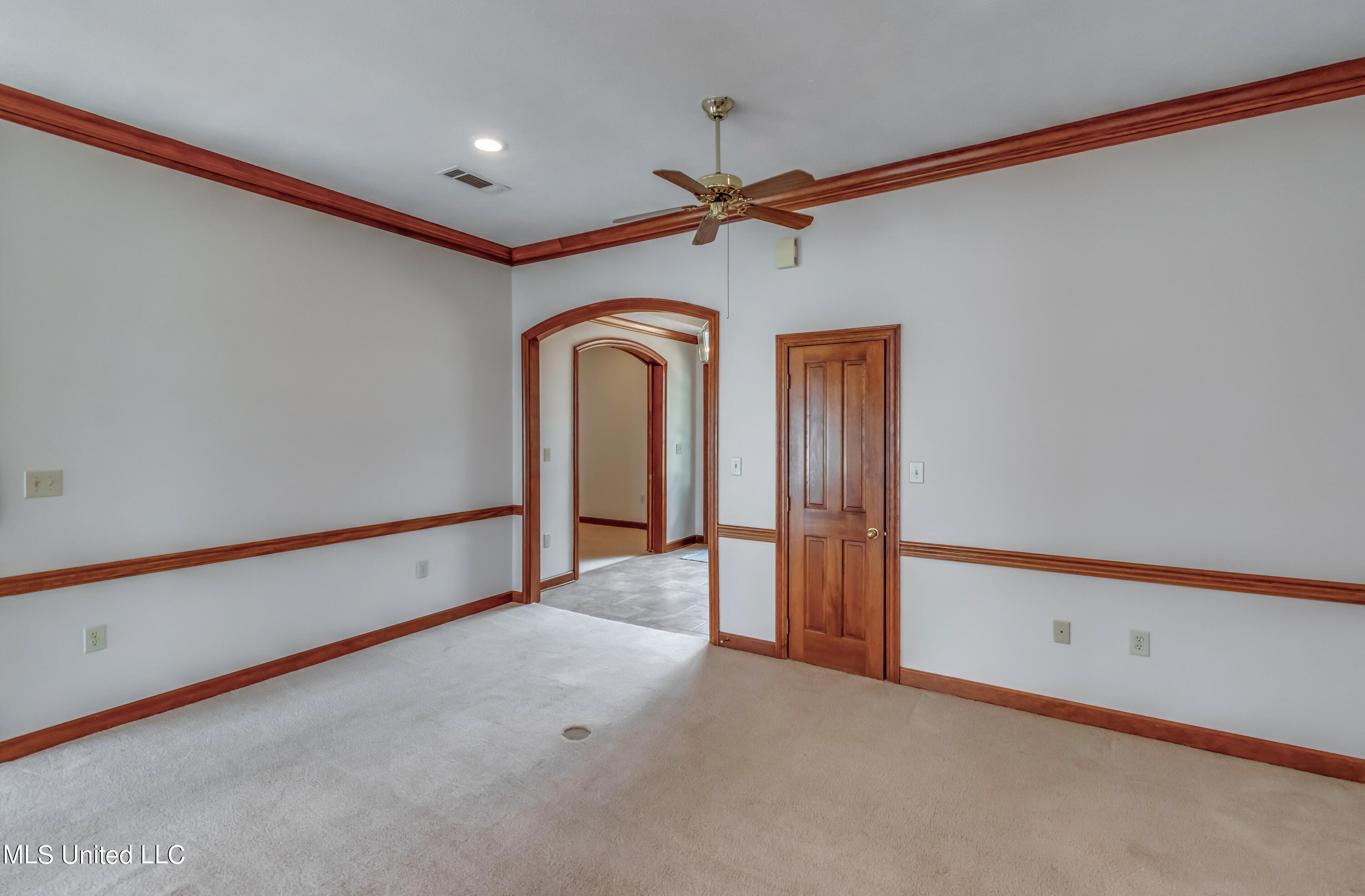 143 Charleston Lane