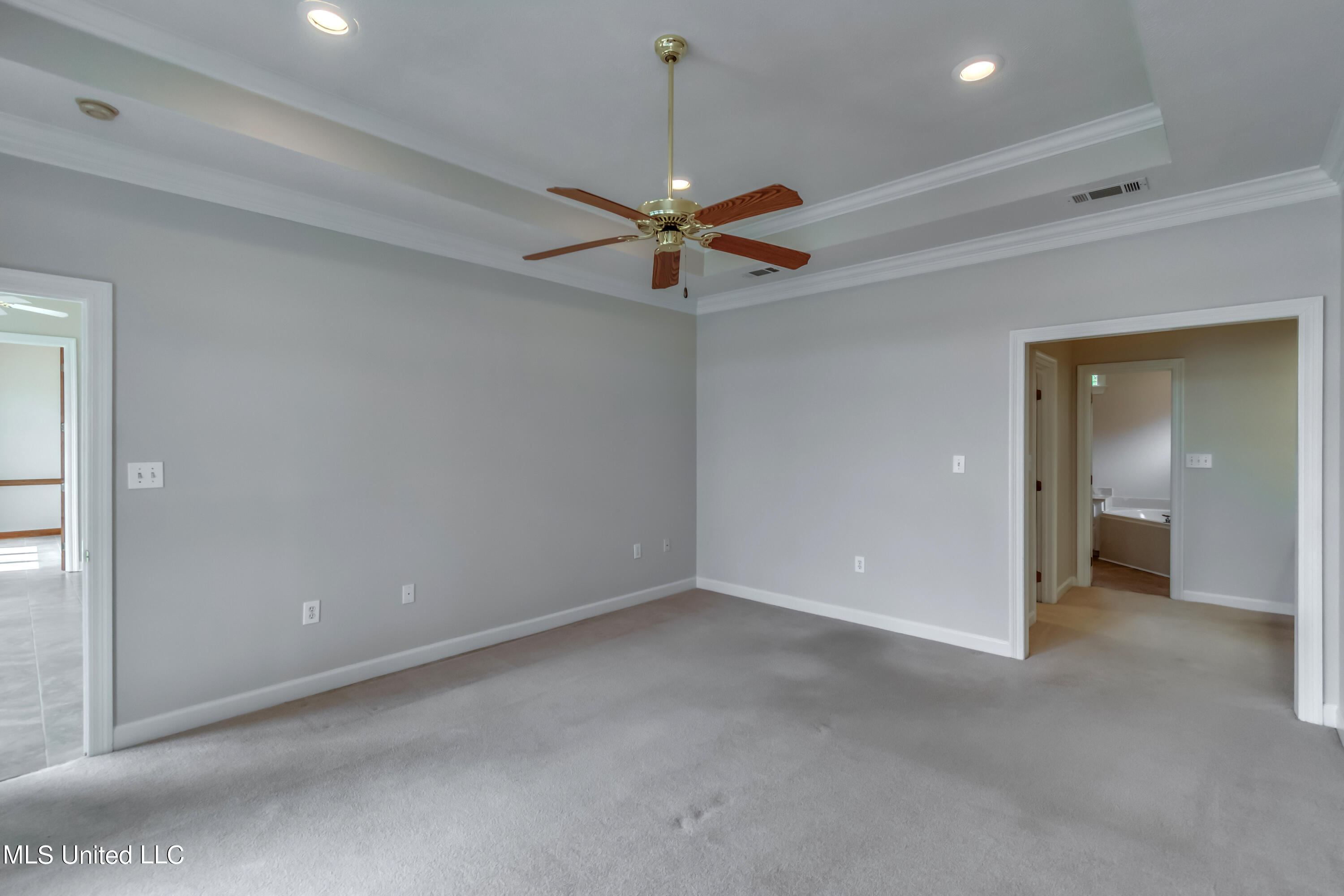 143 Charleston Lane