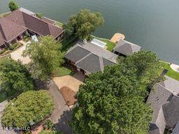 143 Charleston Lane