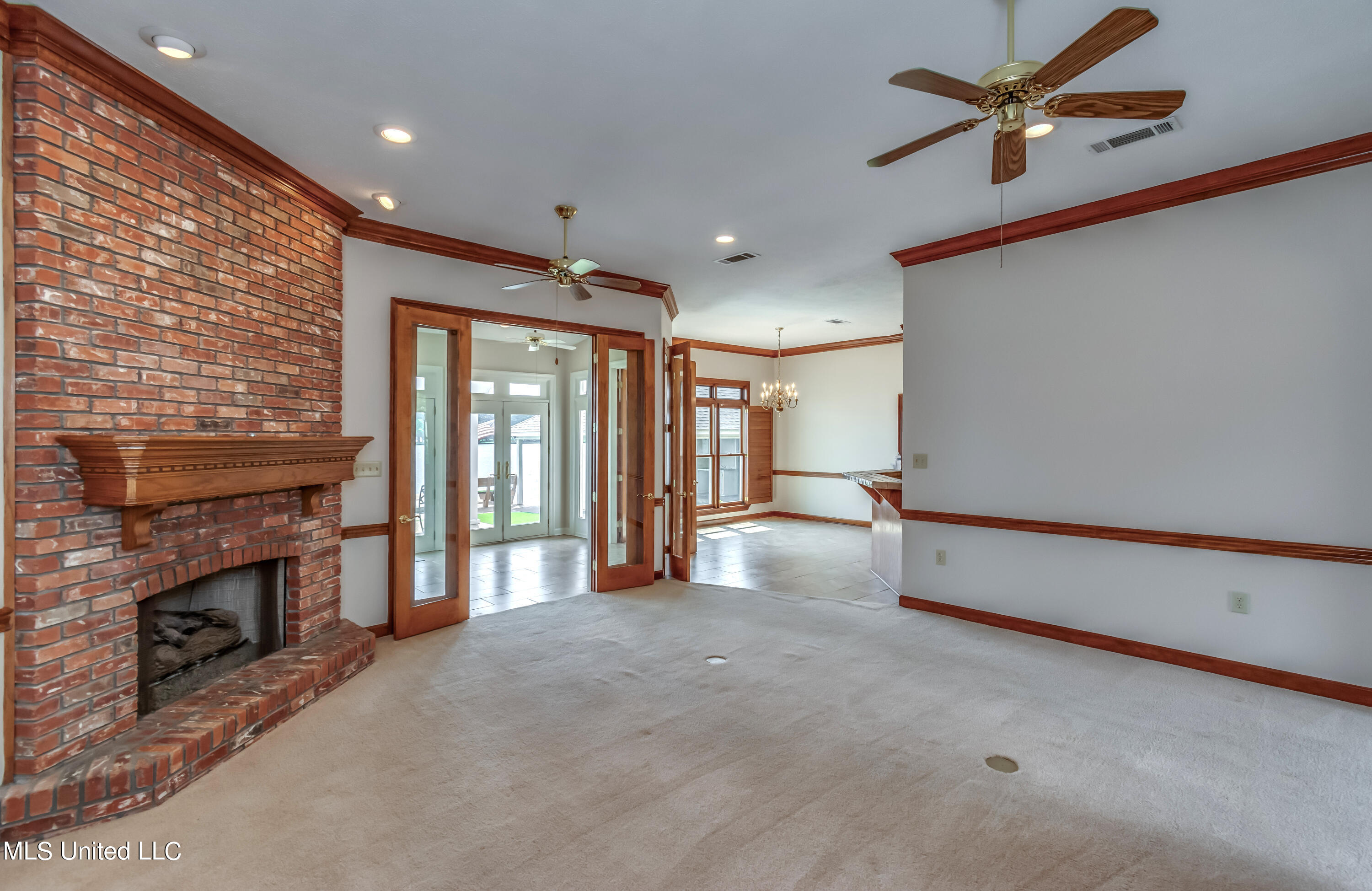 143 Charleston Lane