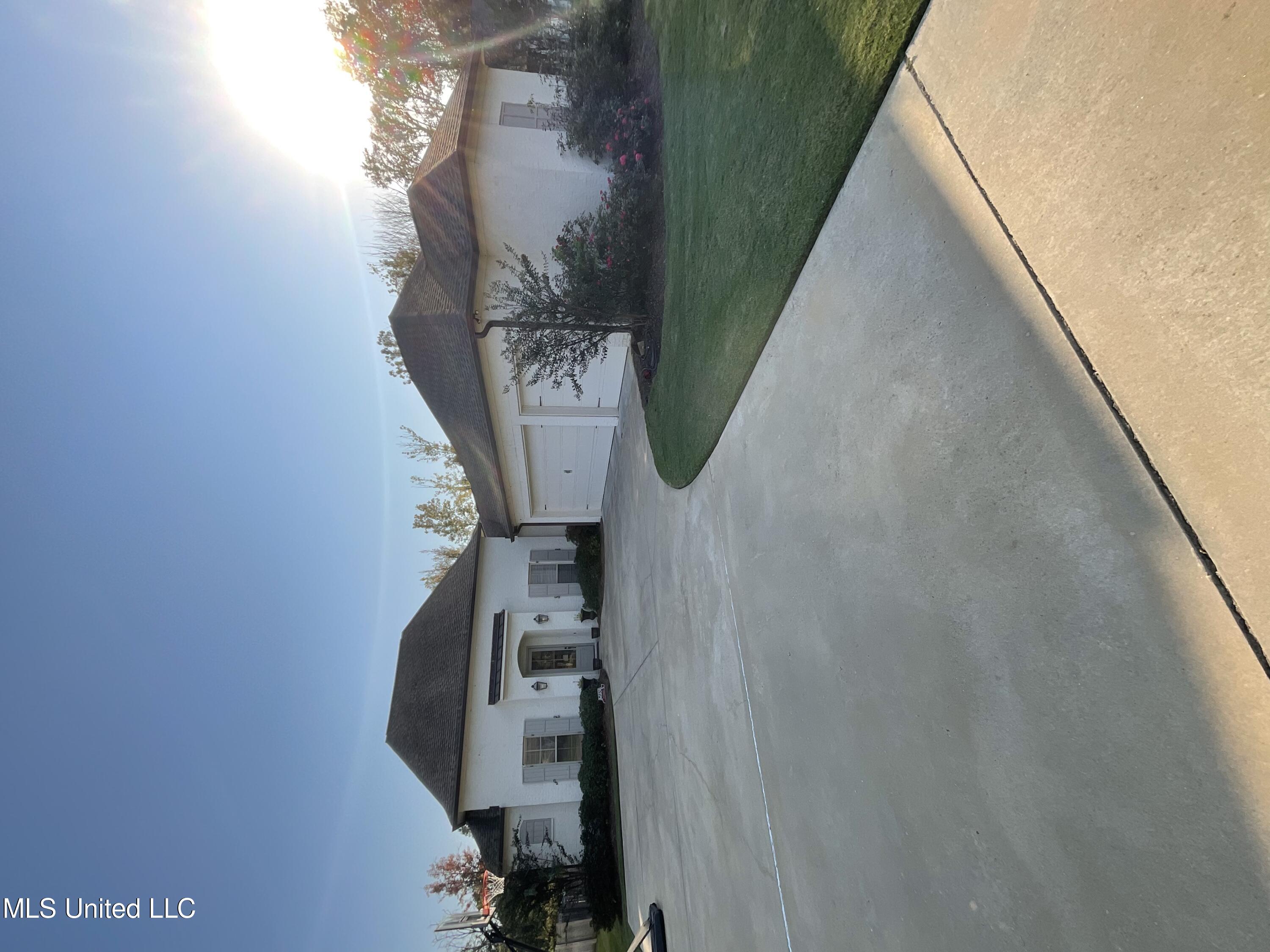 268 Harris Circle
