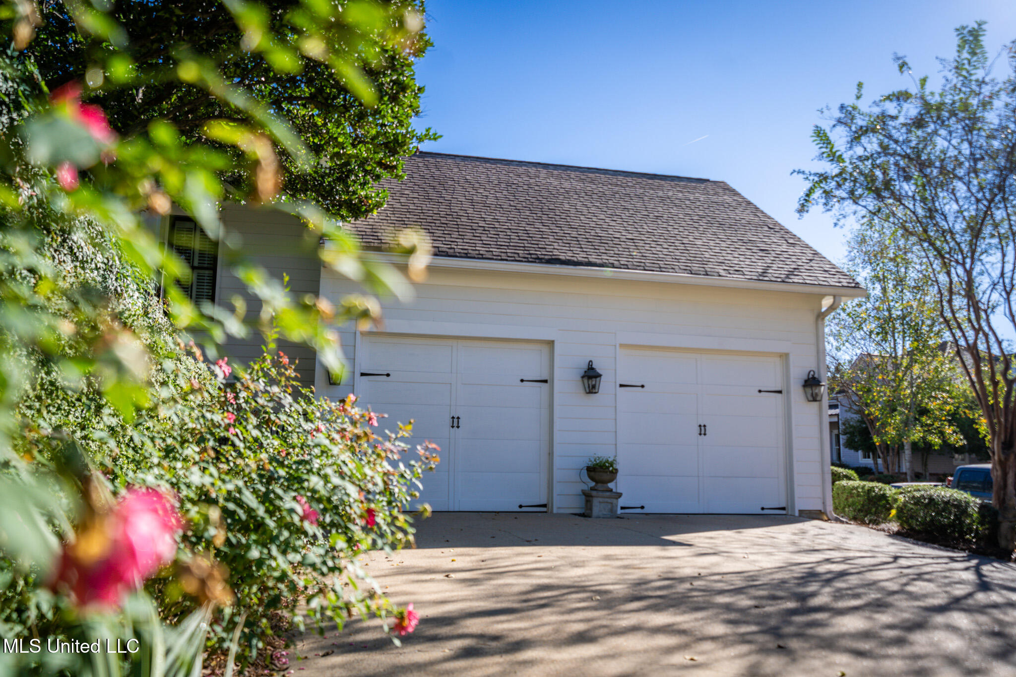 163 Reunion Boulevard
