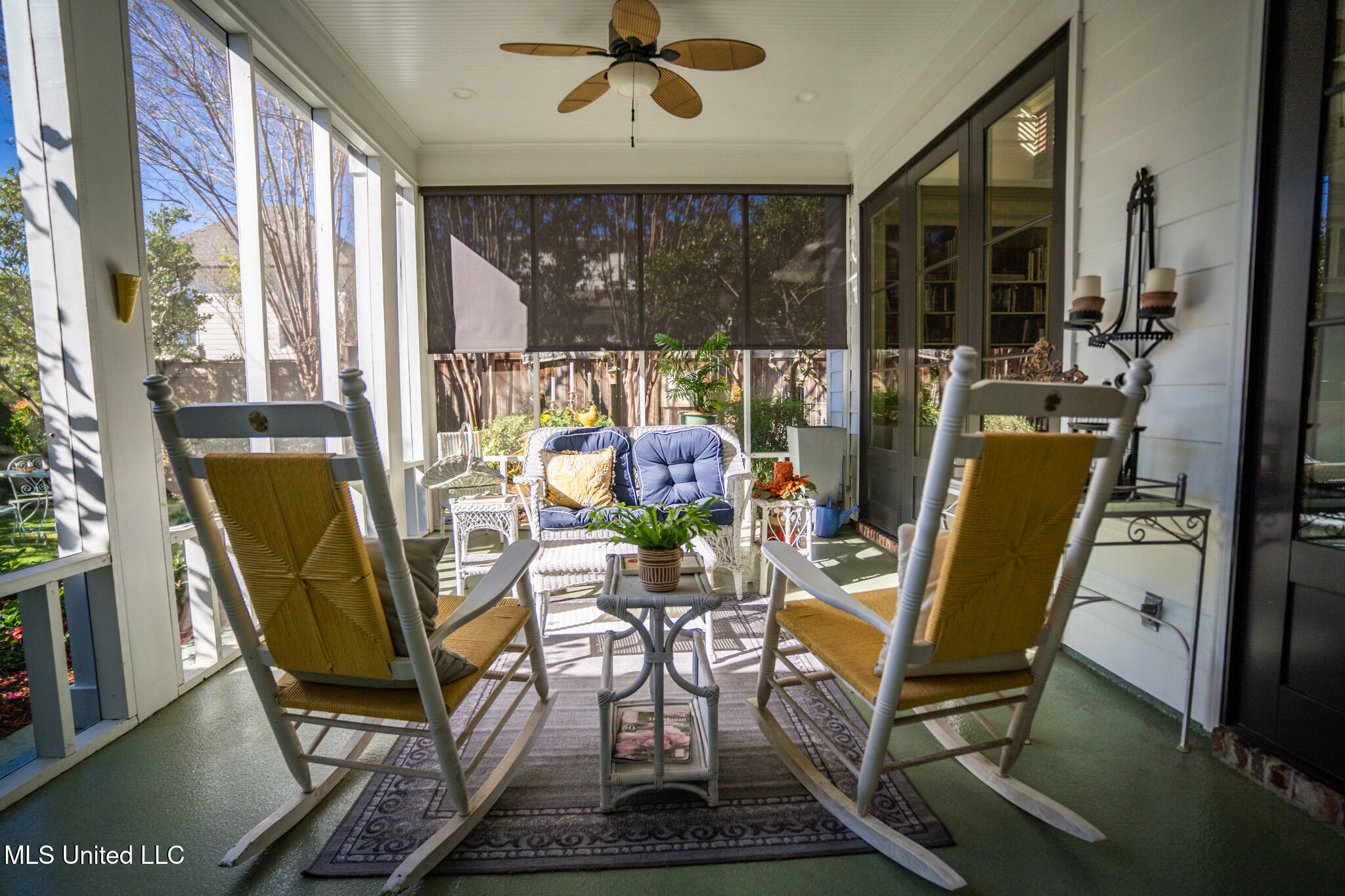 163 Reunion Boulevard