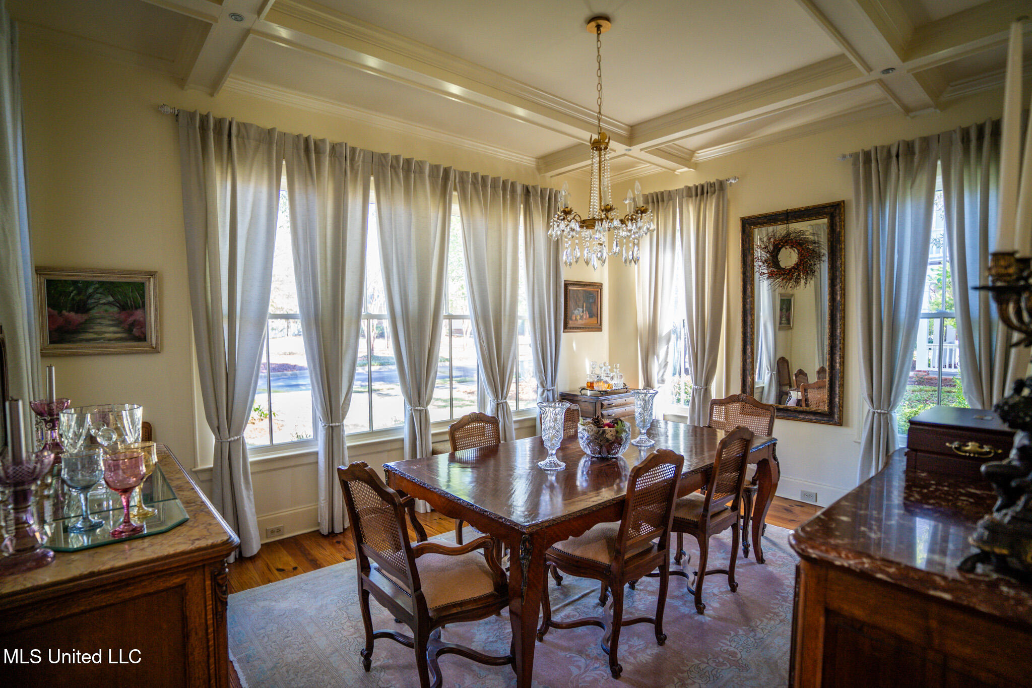 163 Reunion Boulevard