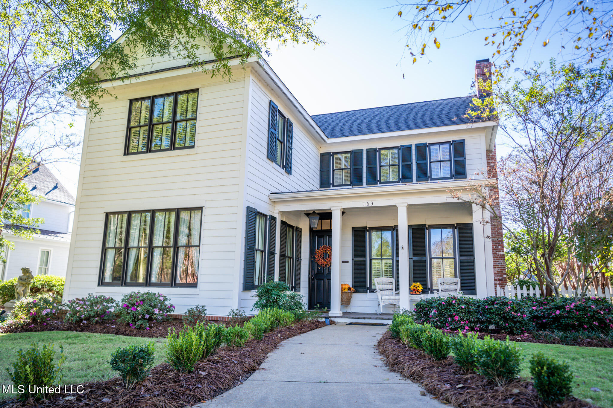 163 Reunion Boulevard