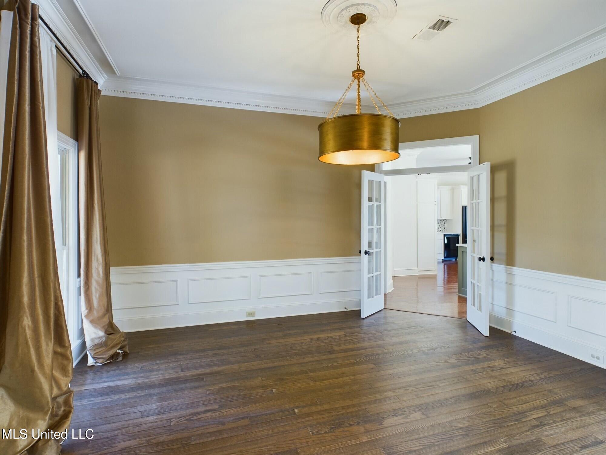219 Ingleside Drive