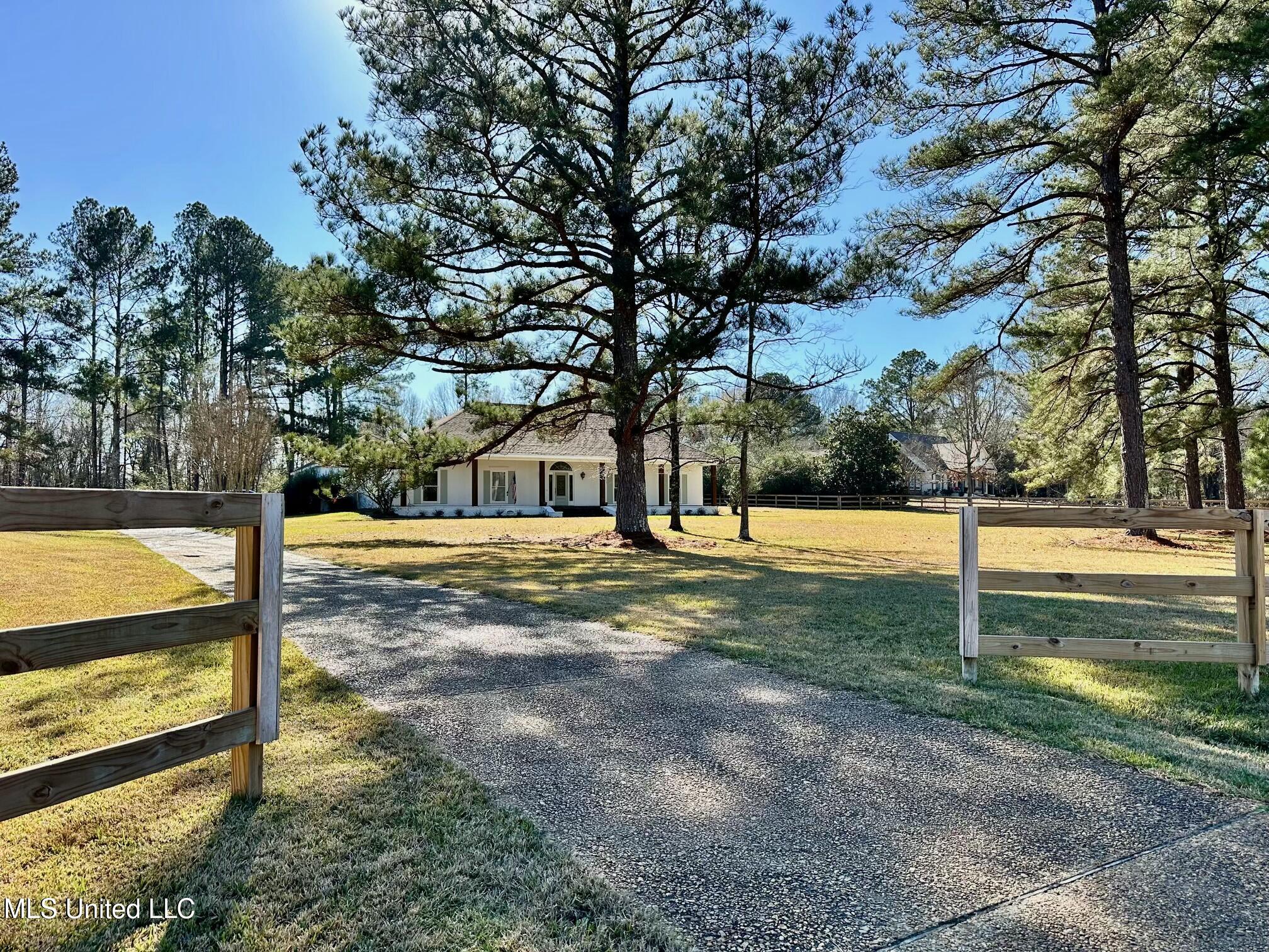 219 Ingleside Drive