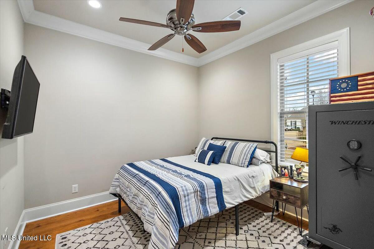 305 Colony Court