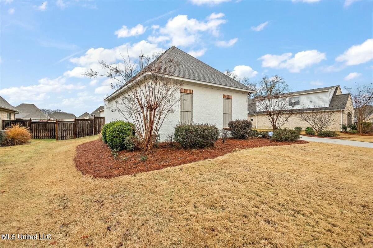 305 Colony Court