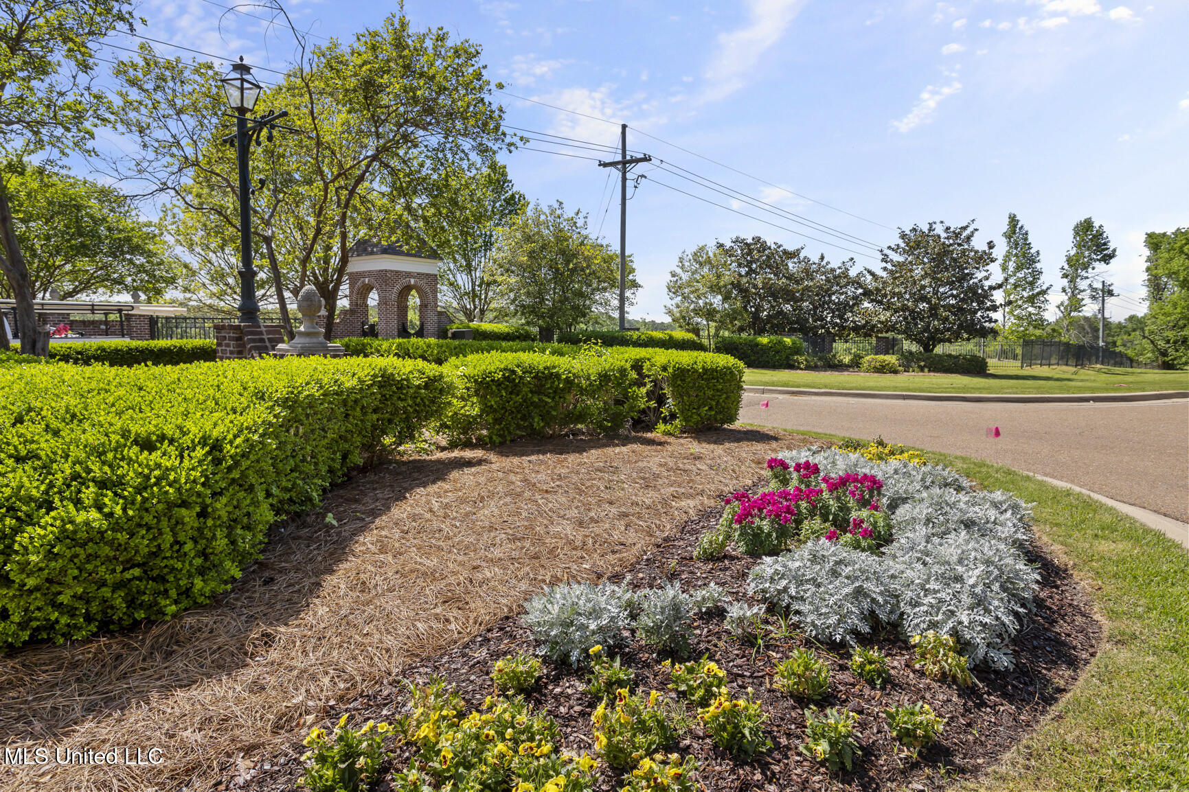 168 Chestnut Hill Road