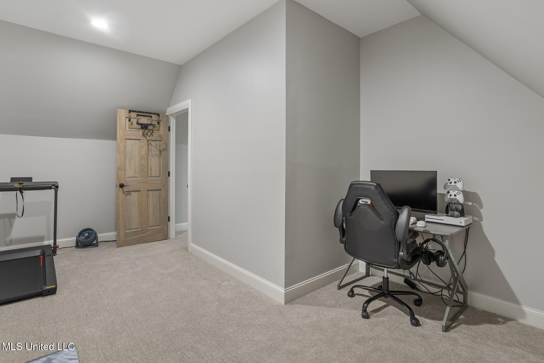 168 Chestnut Hill Road