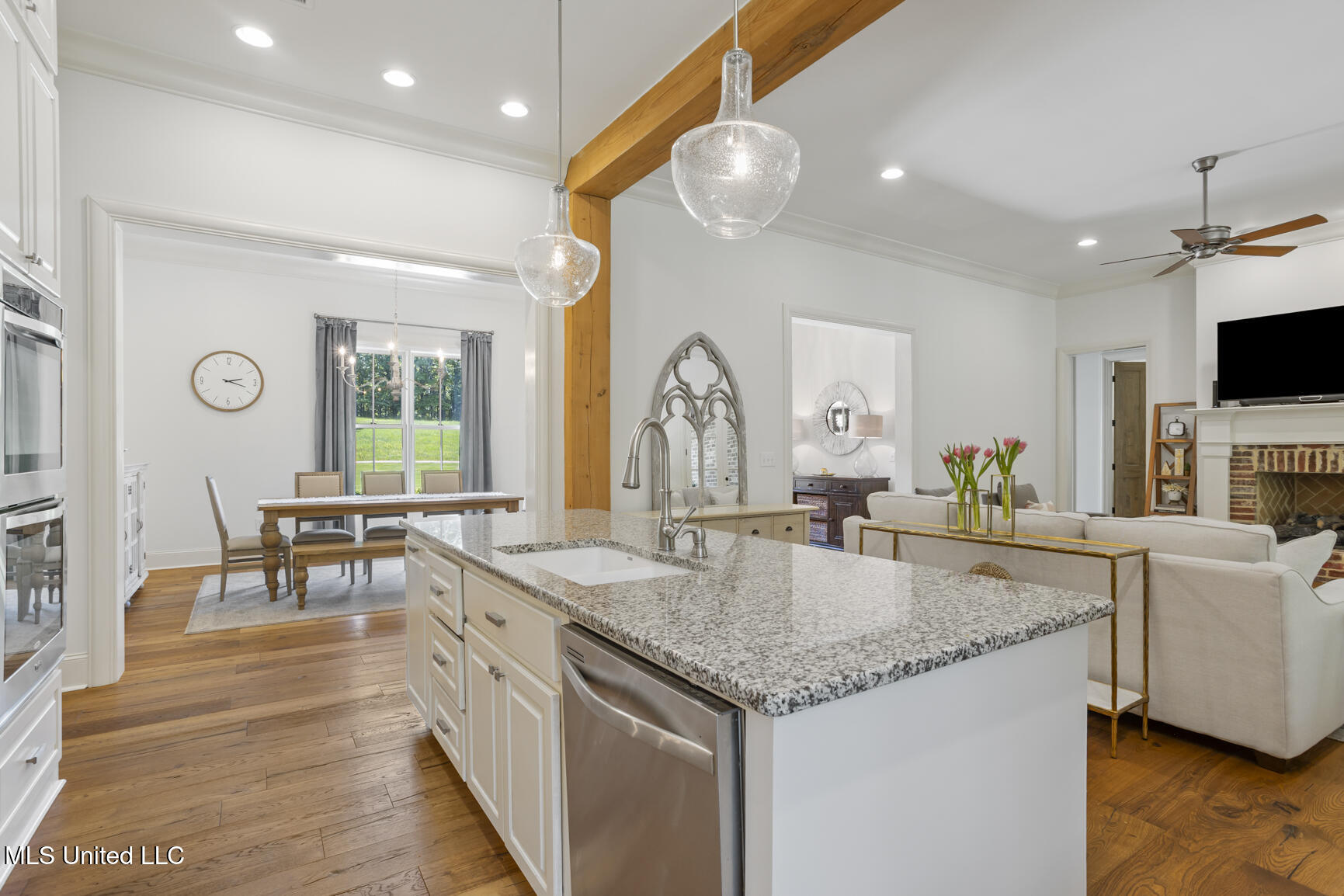 168 Chestnut Hill Road