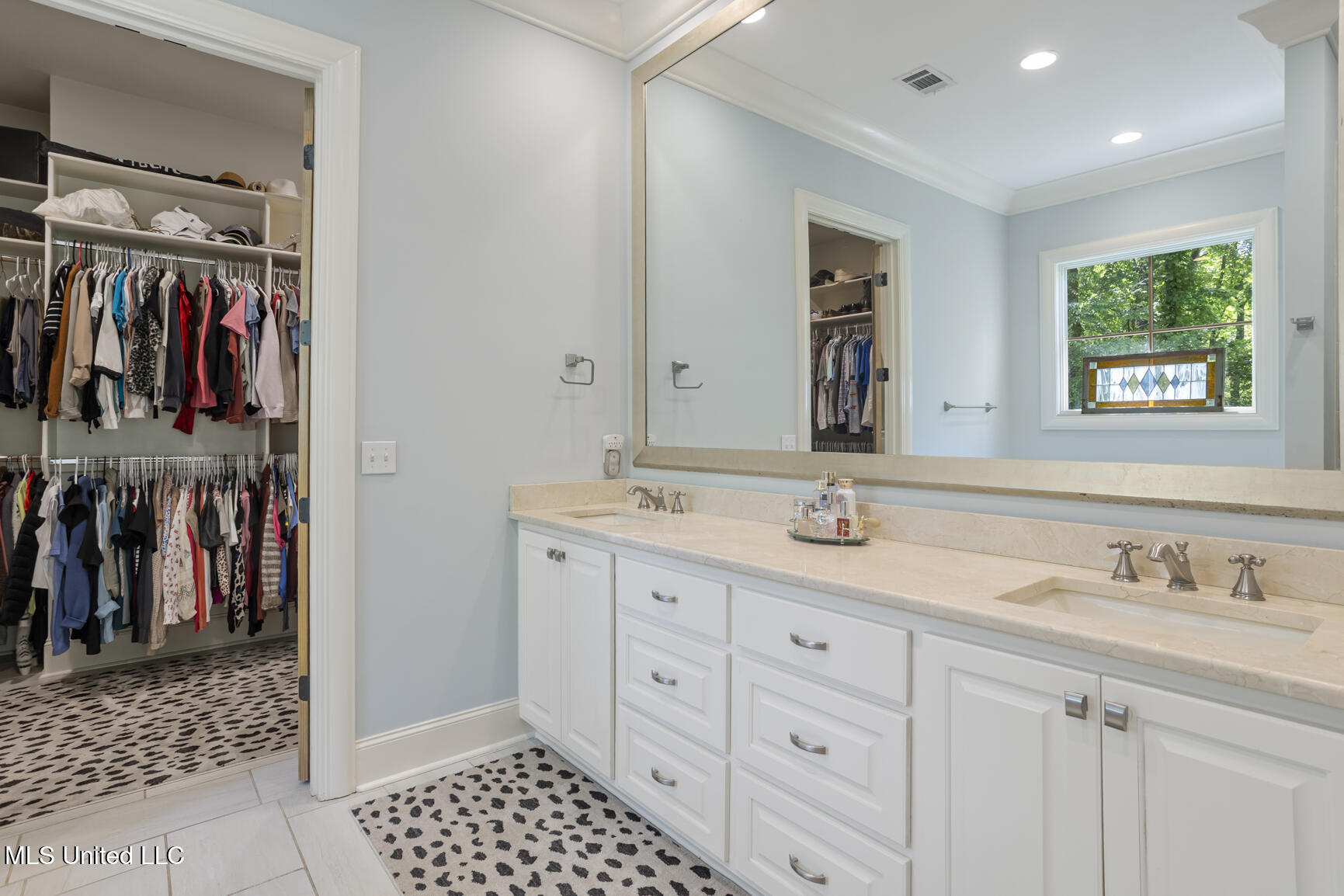 168 Chestnut Hill Road