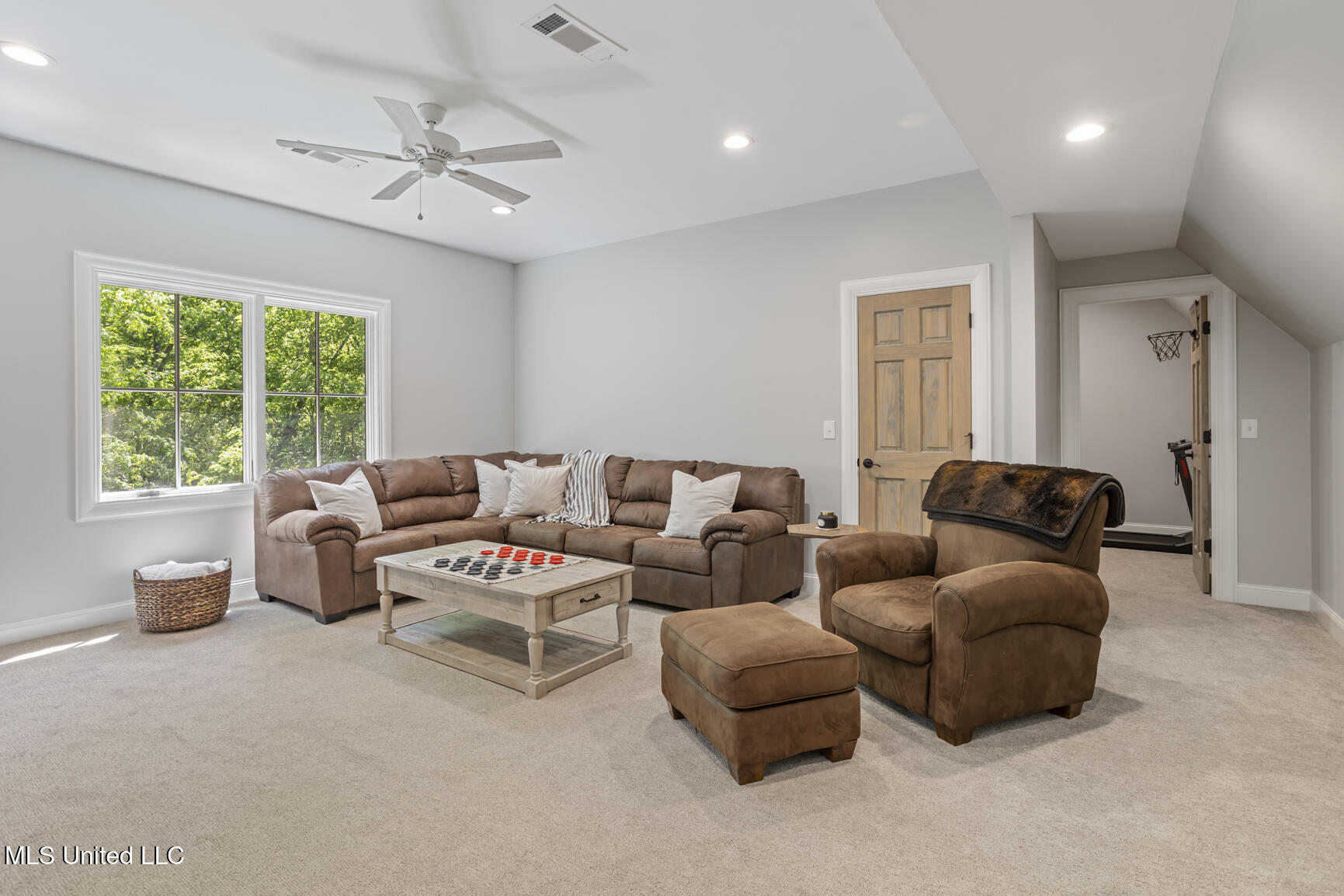 168 Chestnut Hill Road