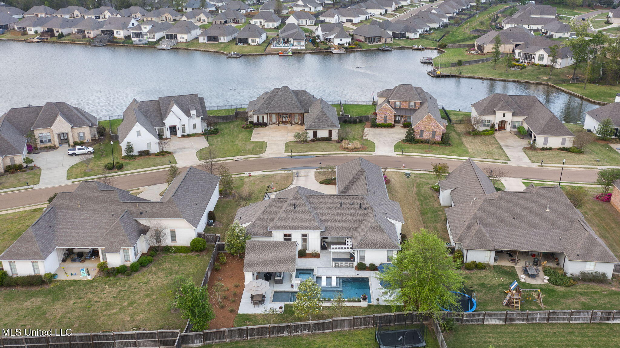 129 Camden Trail