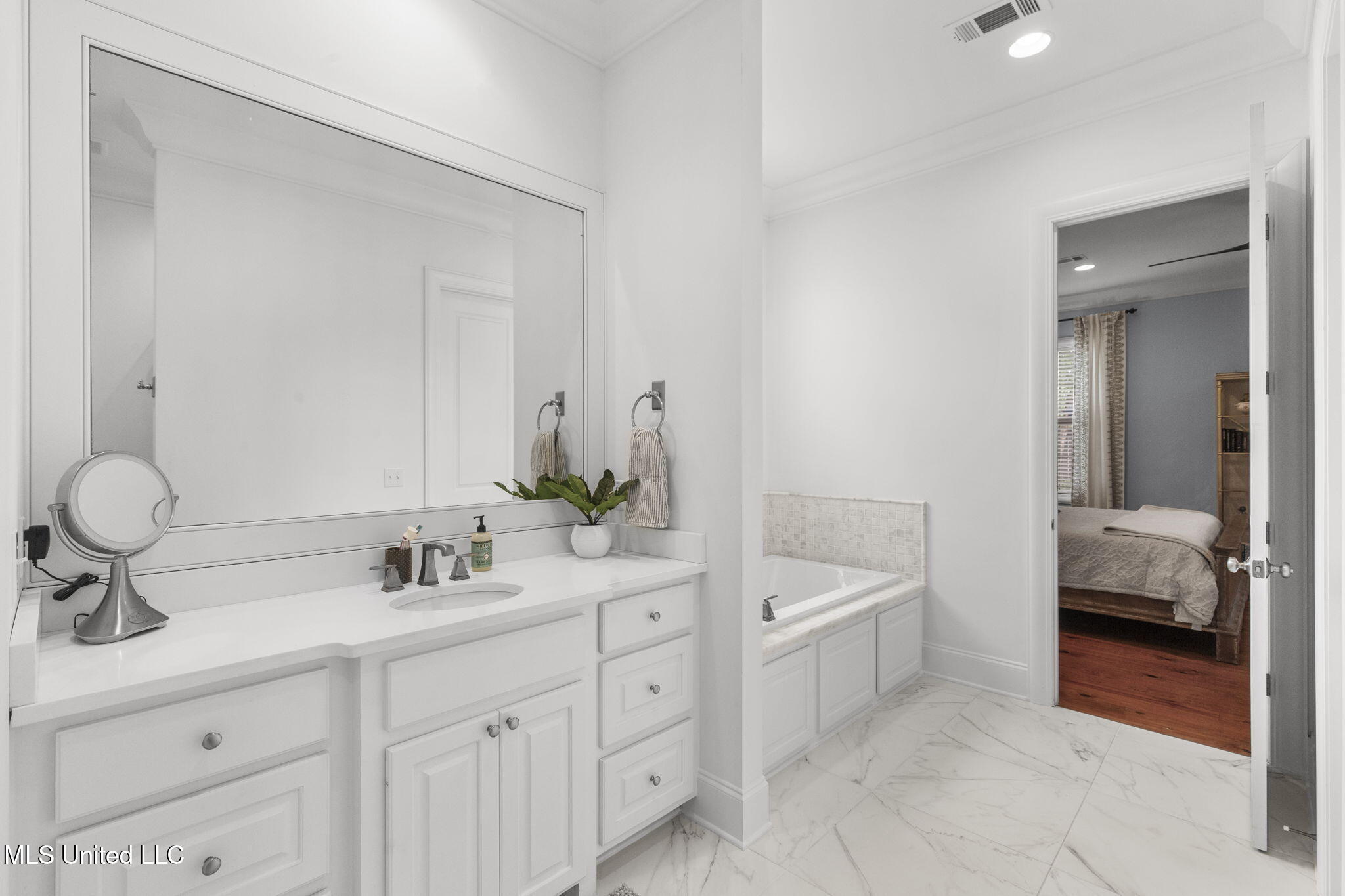 129 Camden Trail