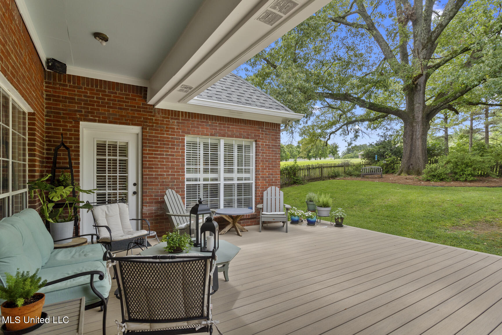16 Greystone Drive