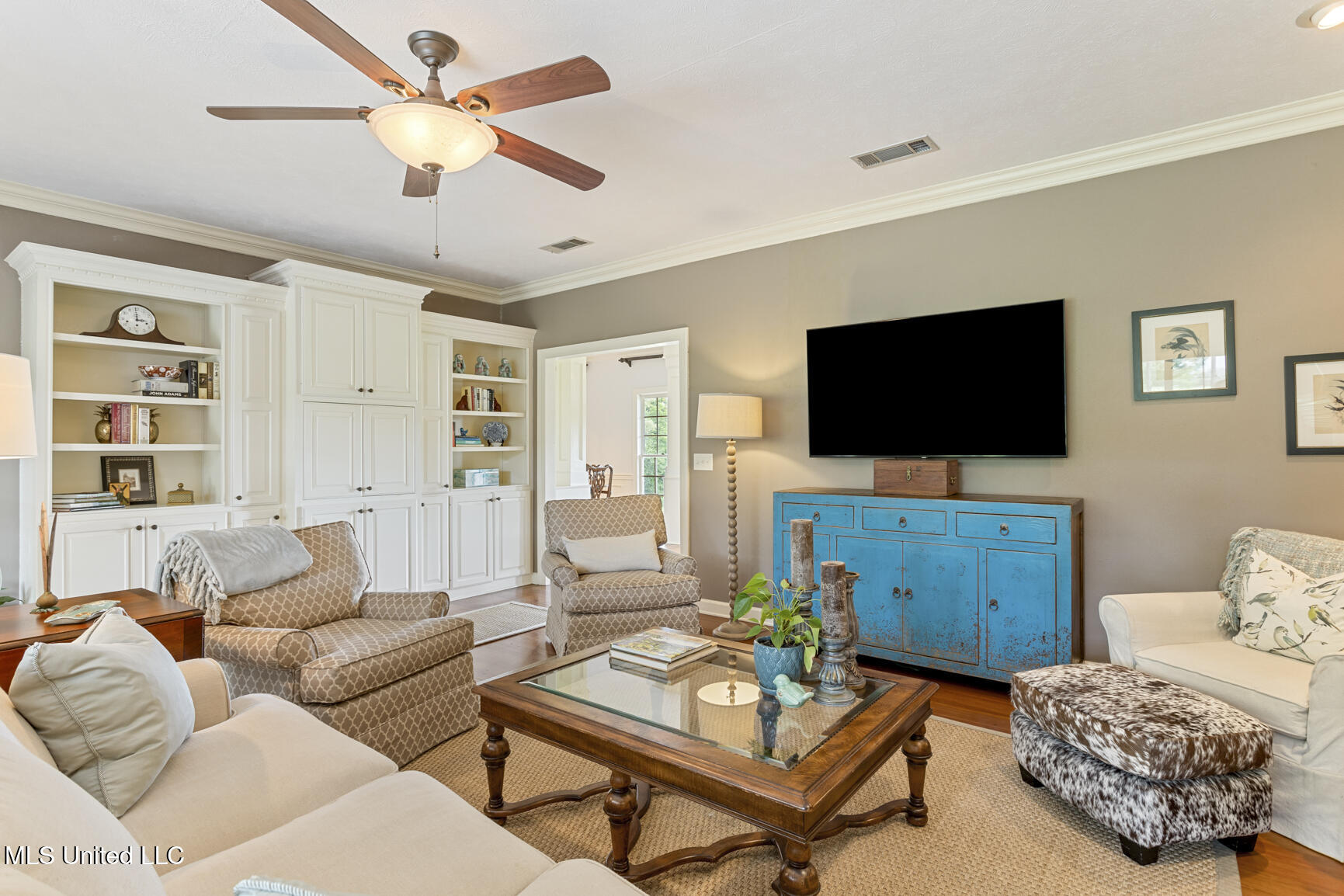 16 Greystone Drive
