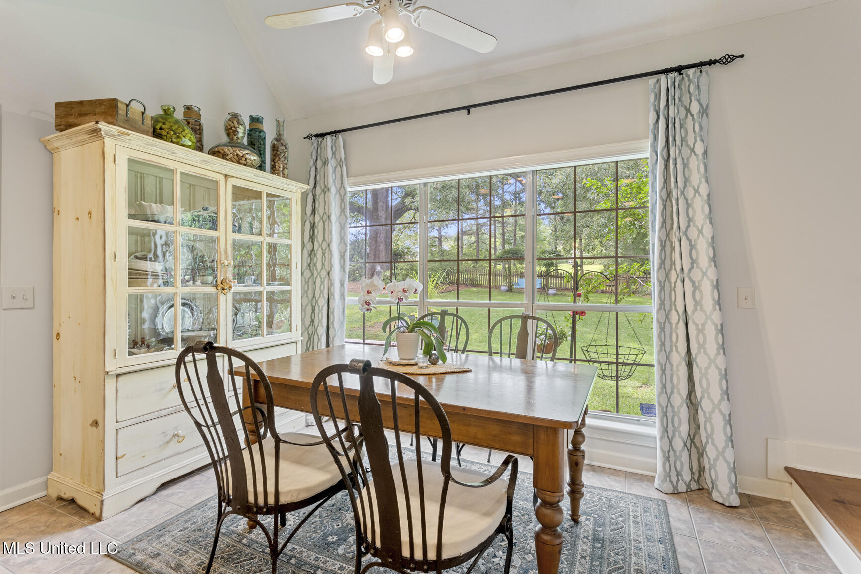 16 Greystone Drive