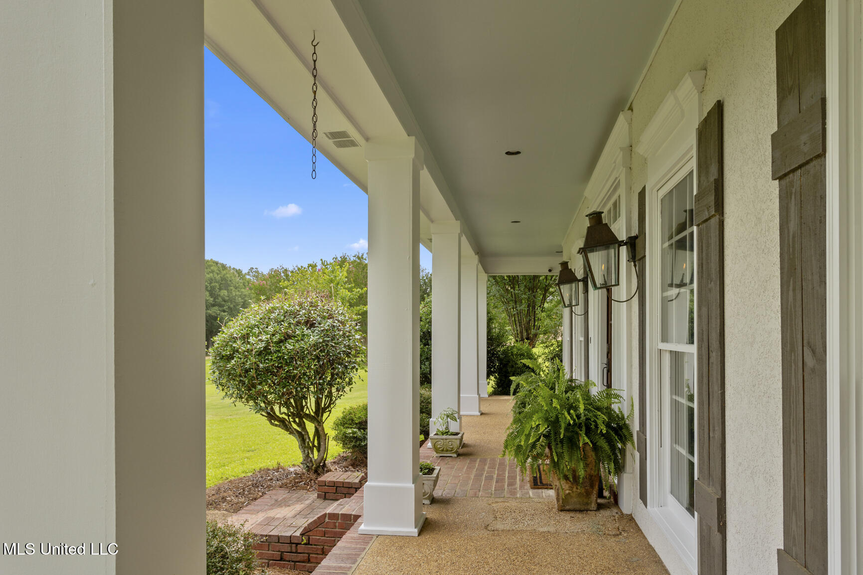 16 Greystone Drive