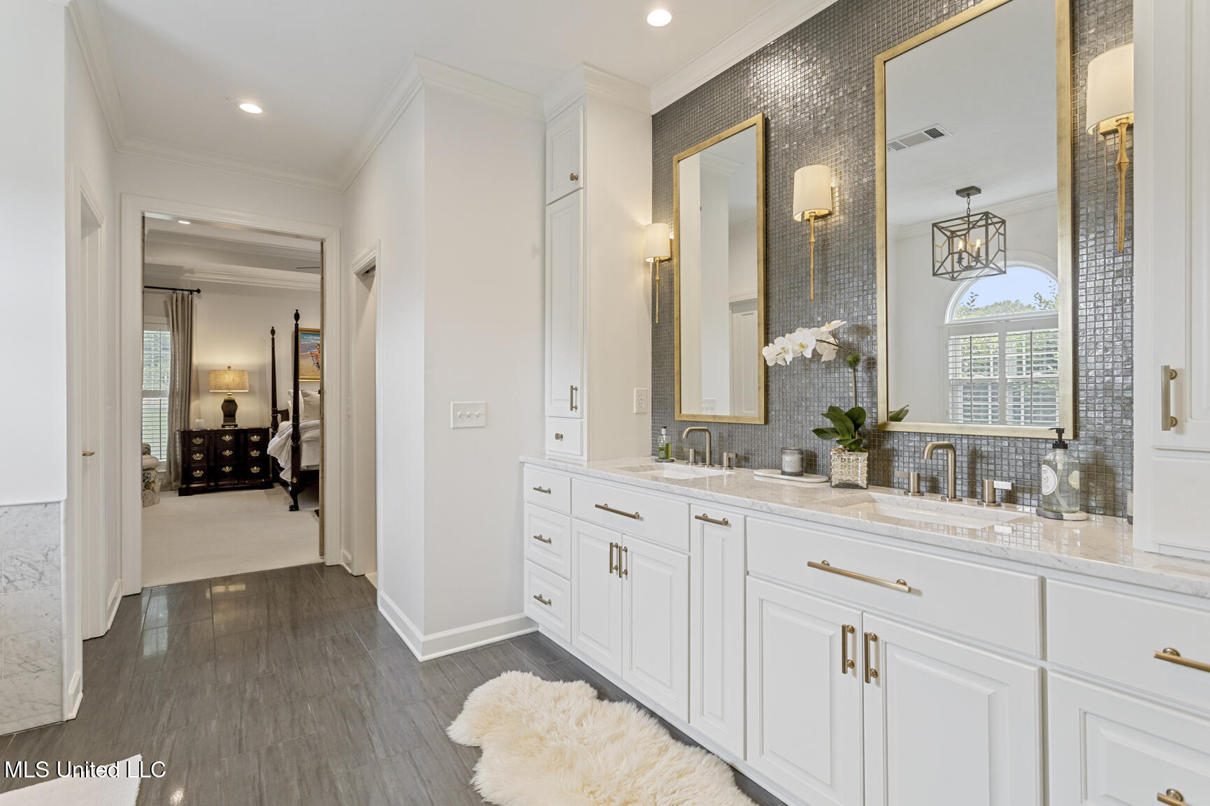 16 Greystone Drive