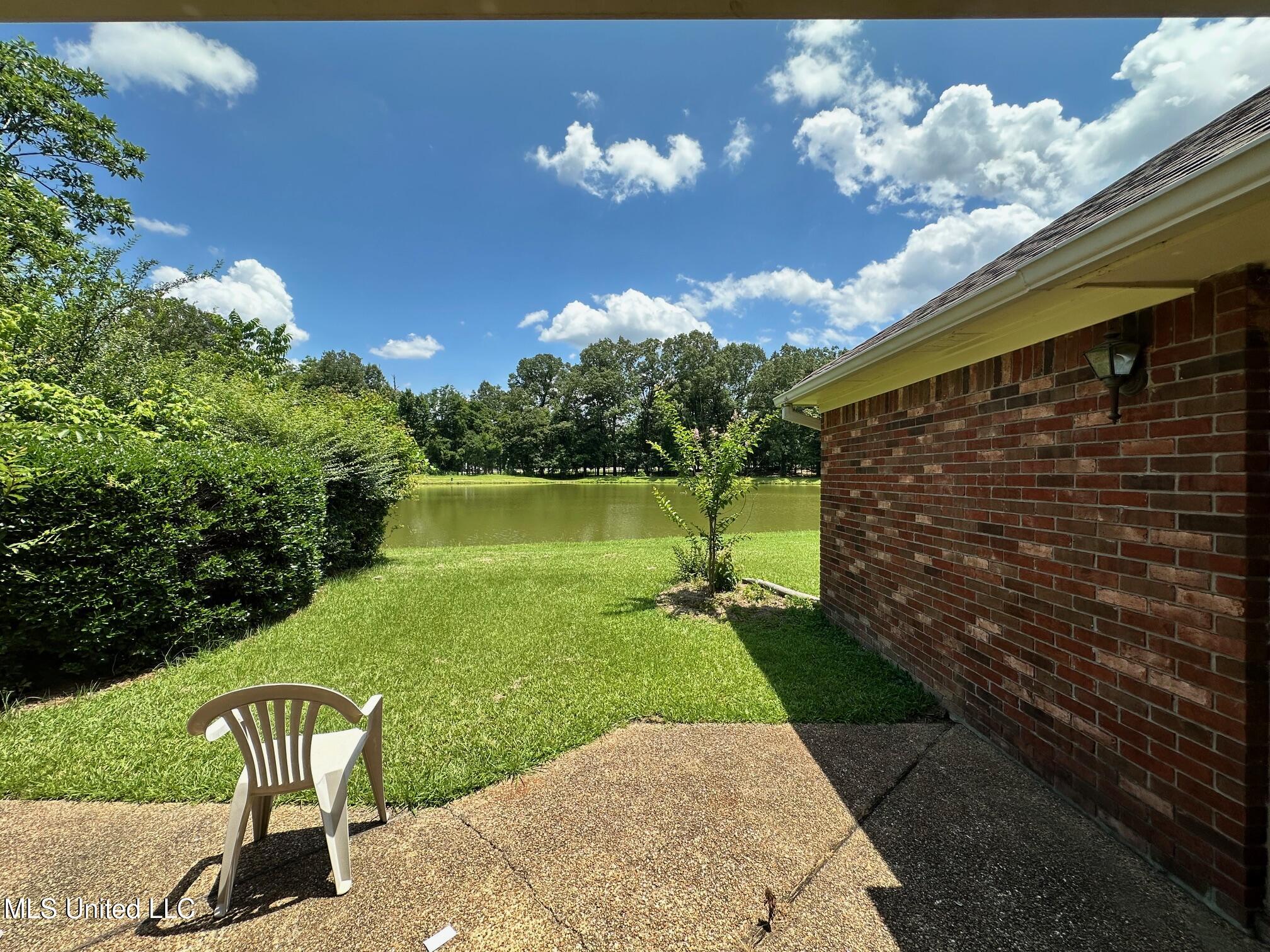 541 Bedford Circle