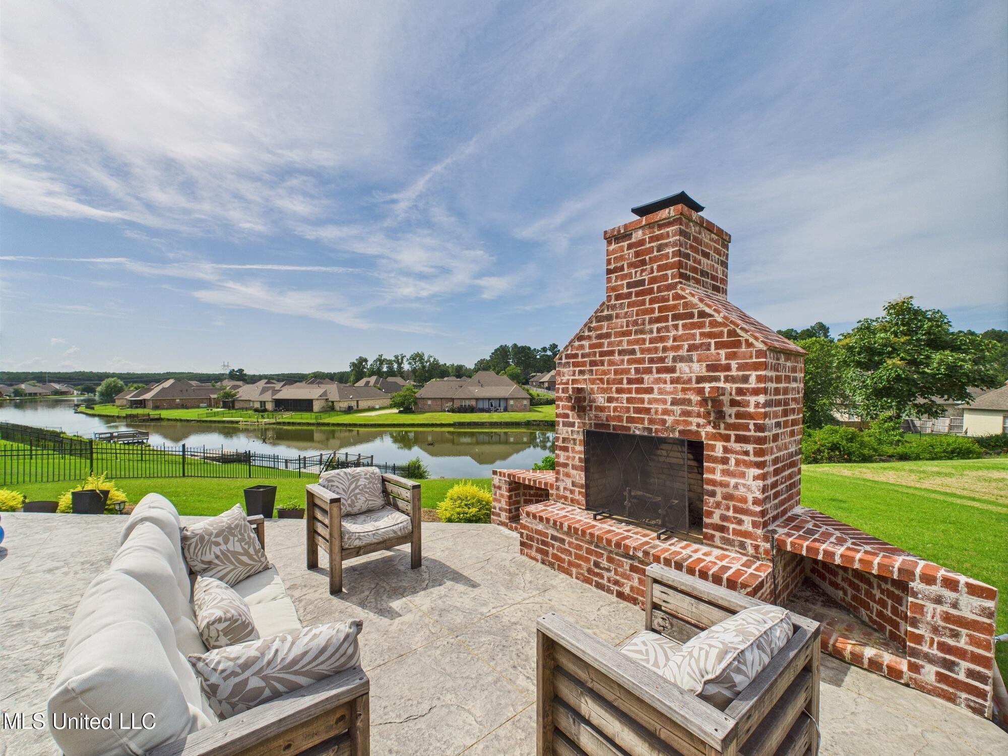 143 Charlton Drive