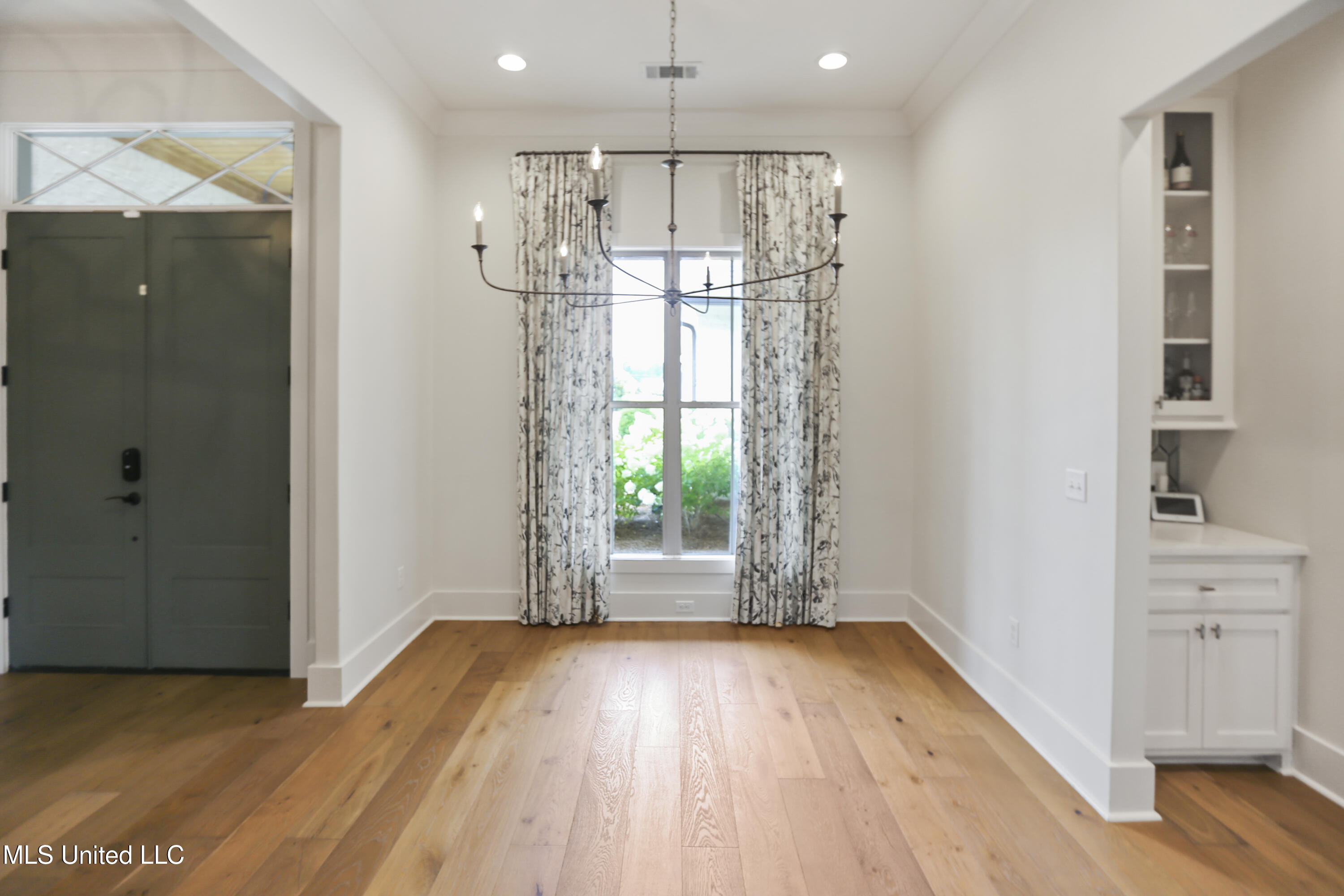 124 Colony Place