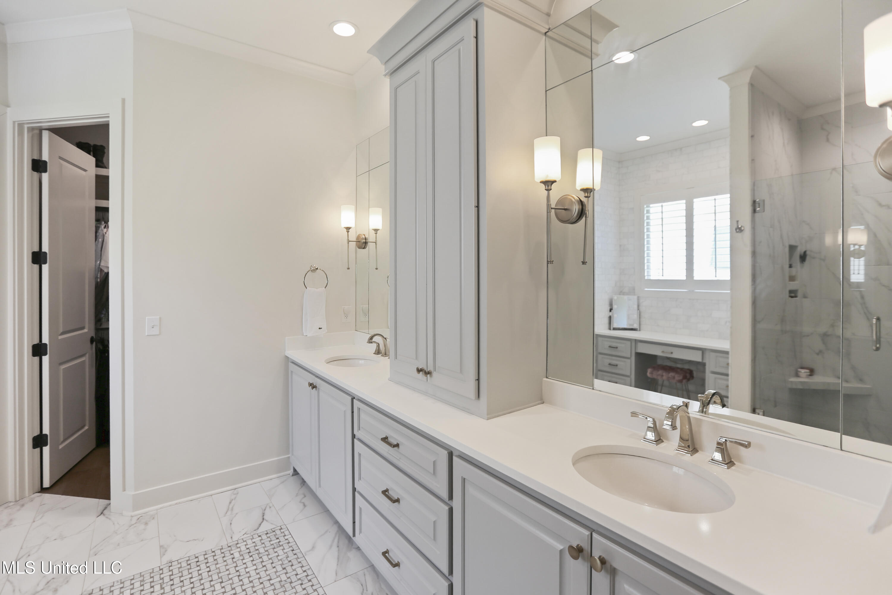 124 Colony Place