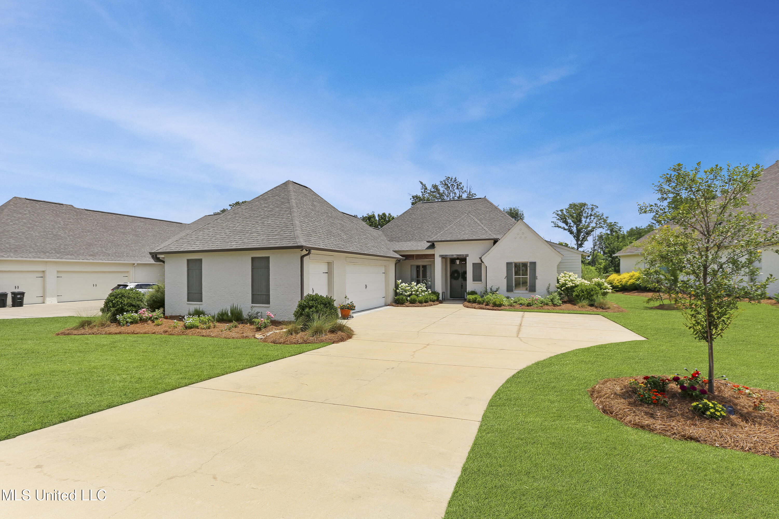 124 Colony Place