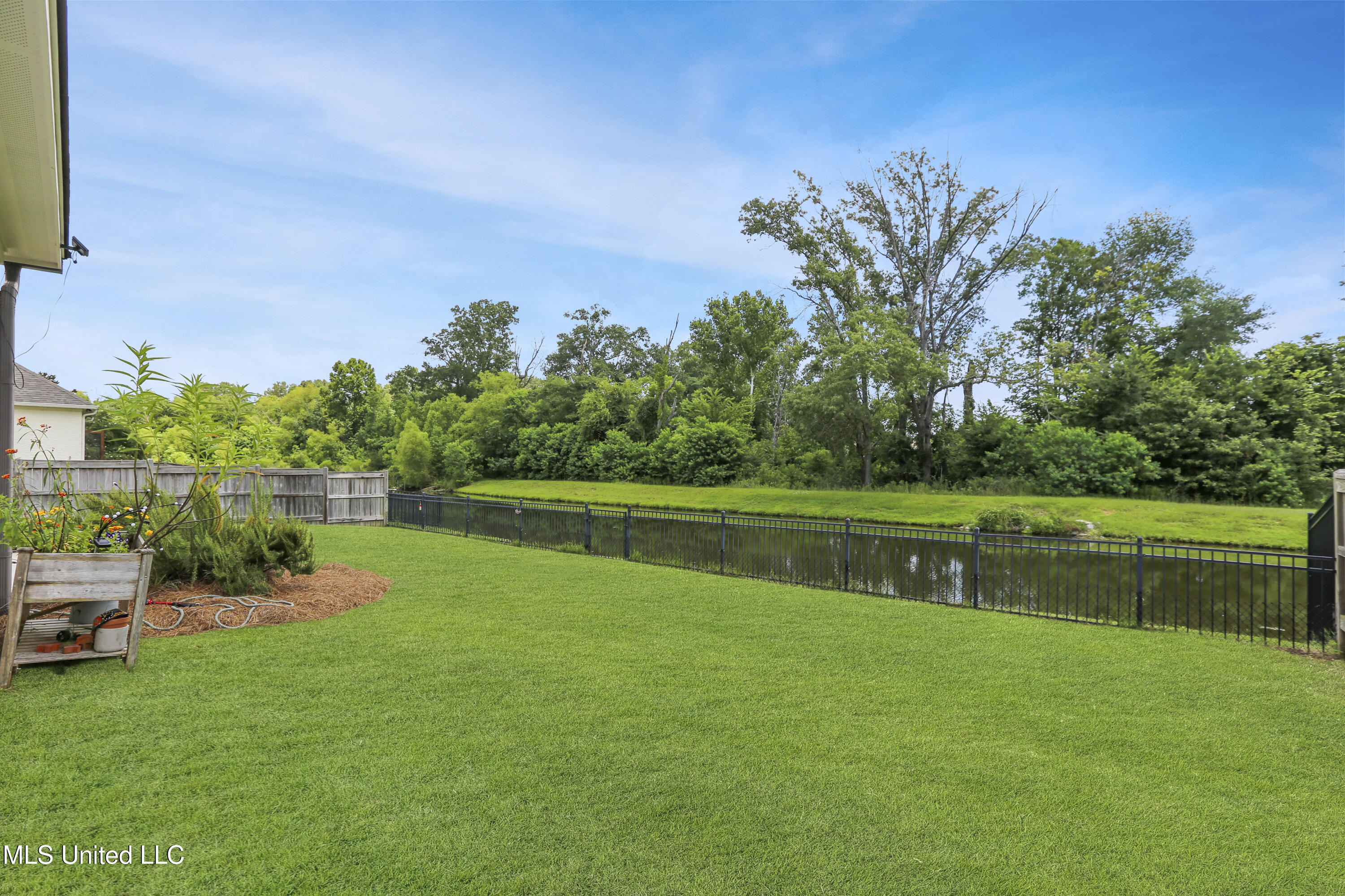 124 Colony Place