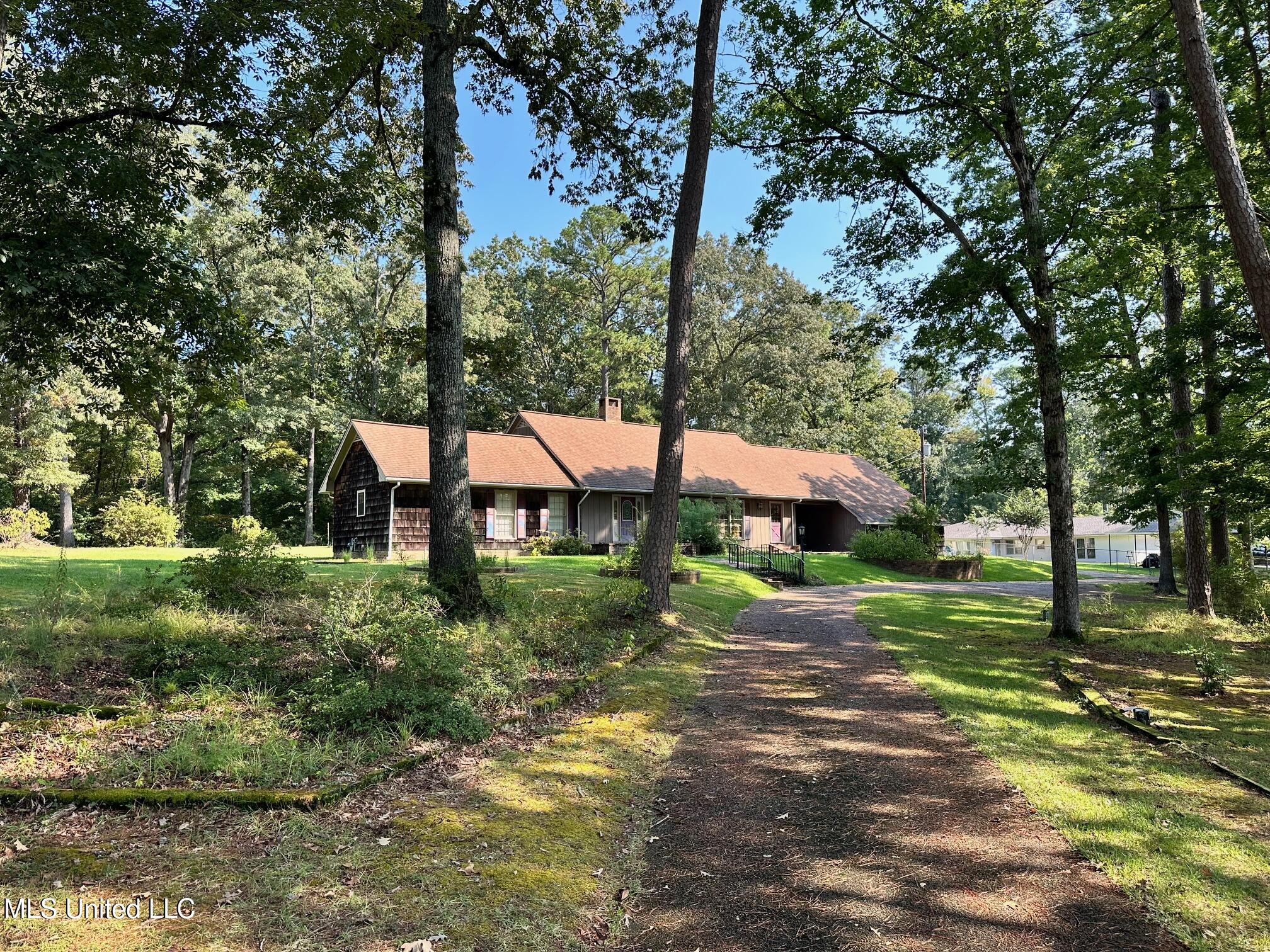 104 Renfroe Road