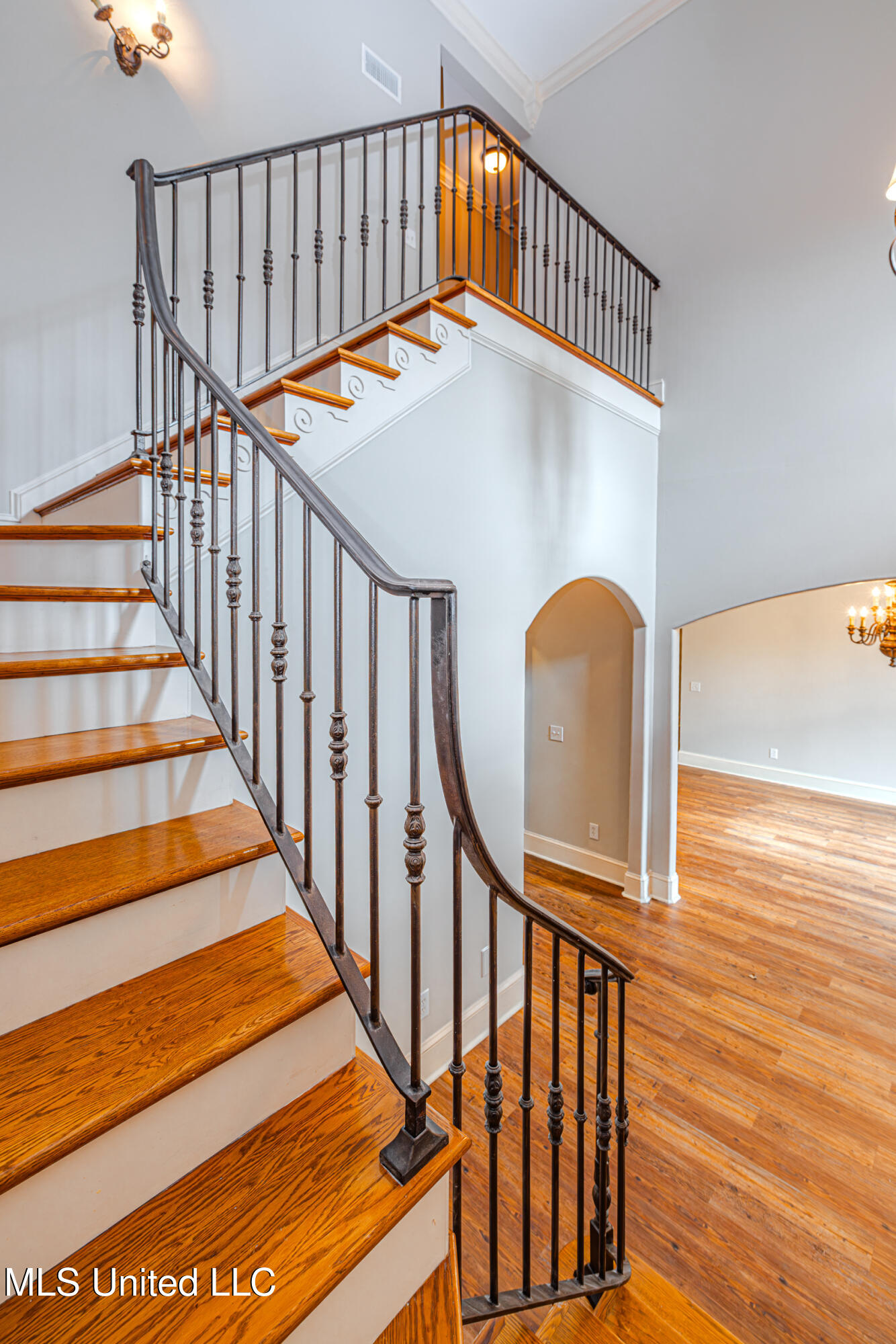 237 Calumet Drive